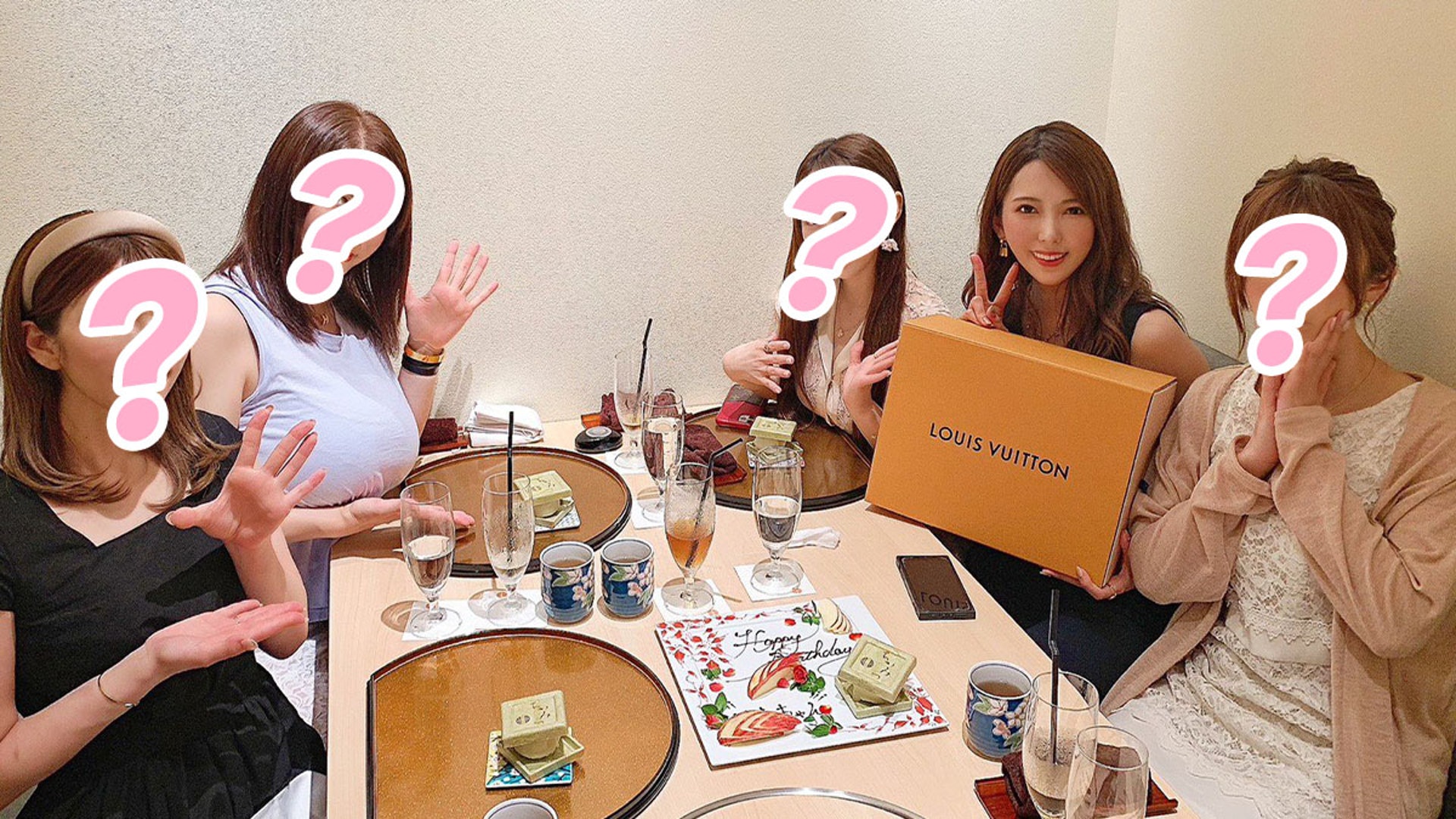 波多野結衣生日飯同枱陣容超豪華4大暗黑女神現身祝賀網民暴動 波多野結衣生日飯同枱陣容超豪華4大暗黑女神現身祝賀網民暴動