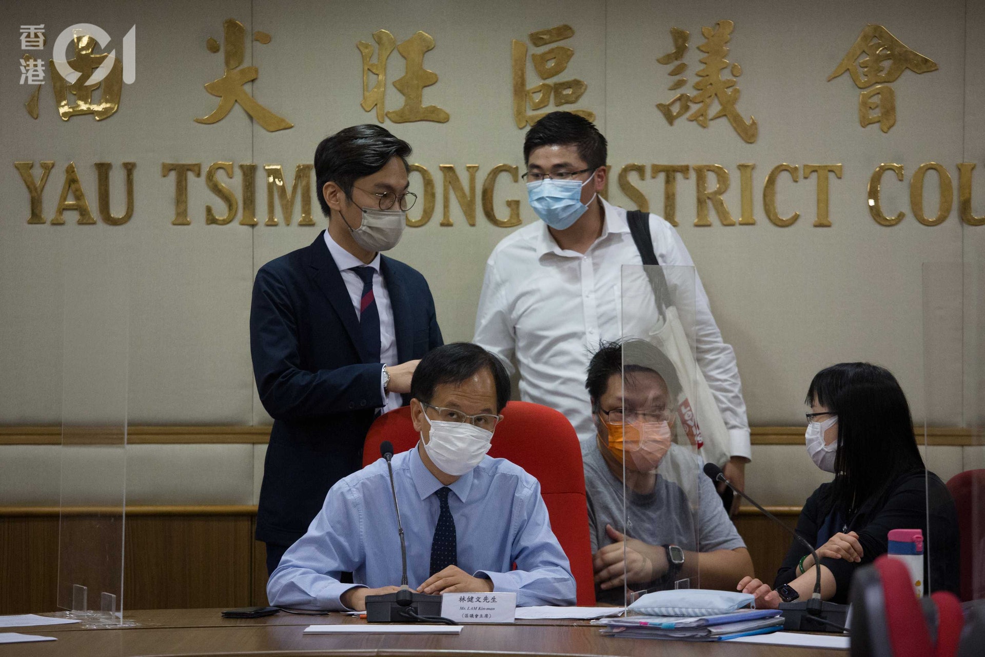 油尖旺區議會補選副主席民主黨朱子洛當選 留守至最後一刻 香港01 政情 油尖旺區議會補選副主席民主黨朱子洛當選 留守至最後一刻 香港01 政情