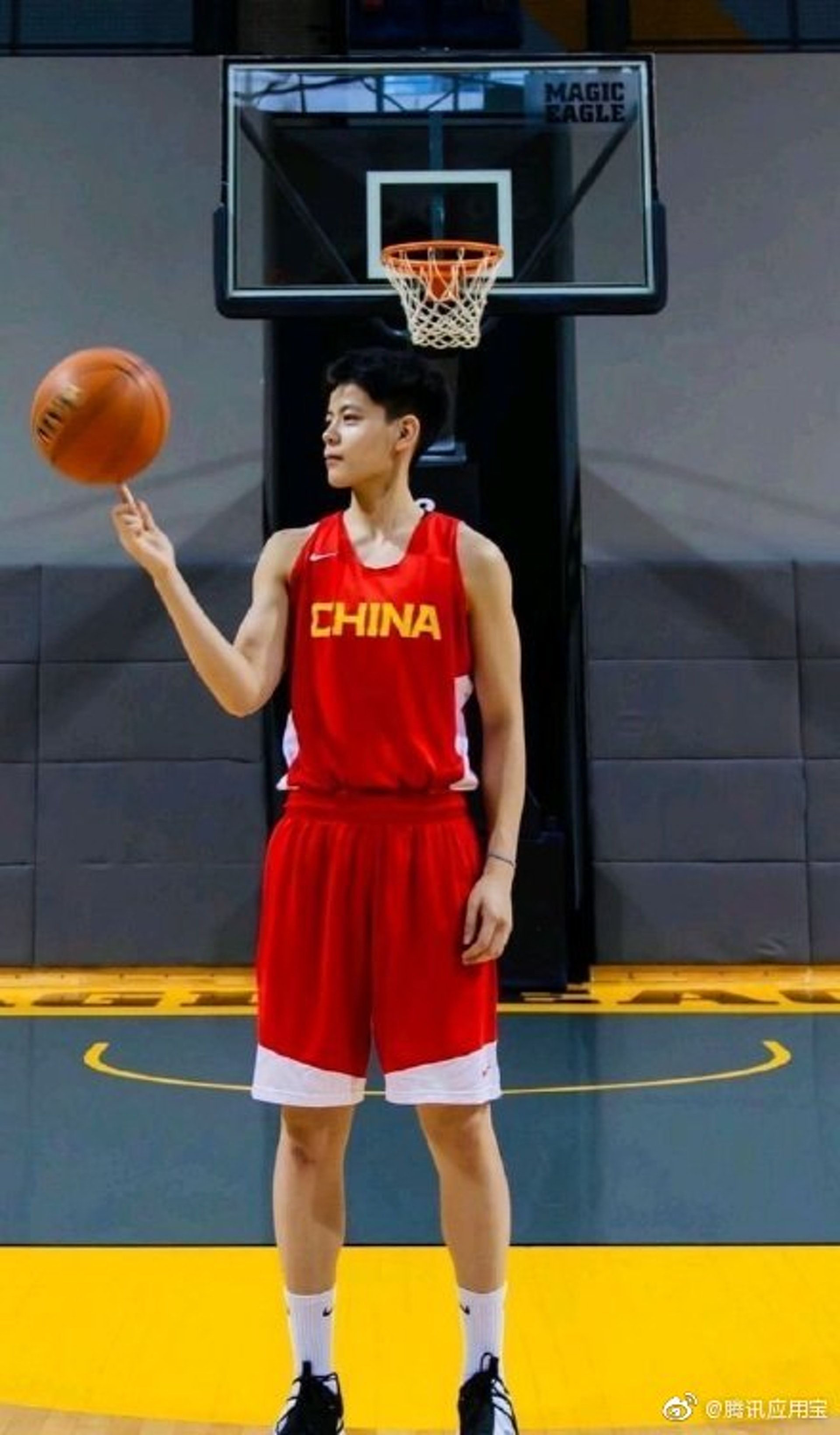 東京奧運 籃球女將楊舒予長髮look上熱搜被封神仙顏值 東京奧運 籃球女將楊舒予長髮look上熱搜被封神仙顏值