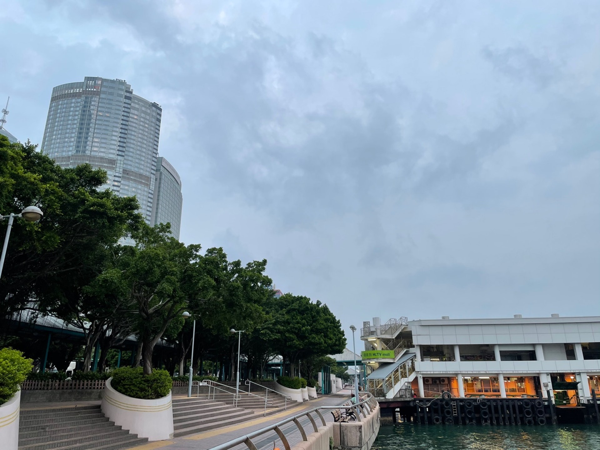 (陳永武攝) (陳永武攝)