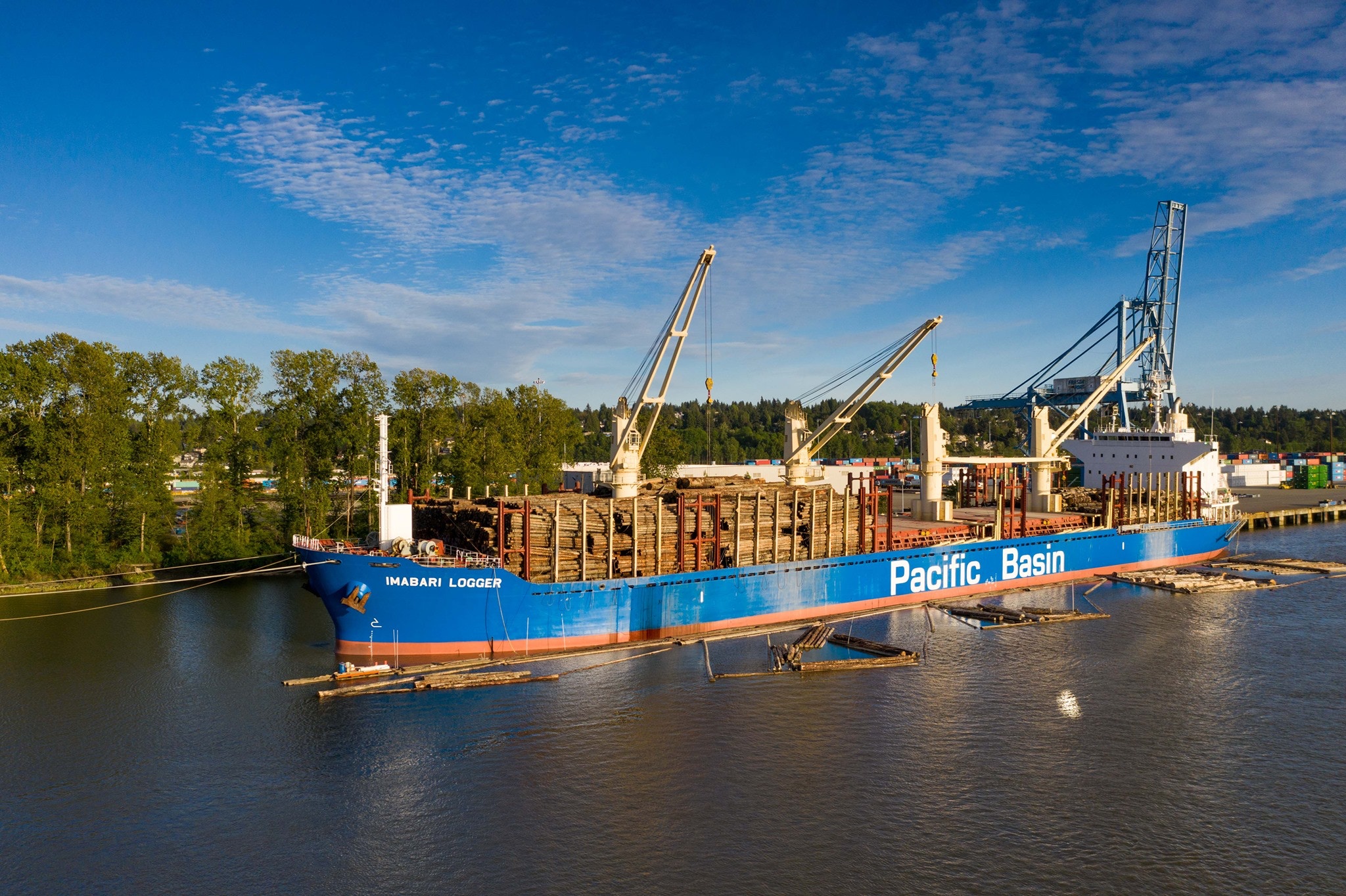 國際運費指數走強航運股齊上揚海豐國際升逾5%創新高