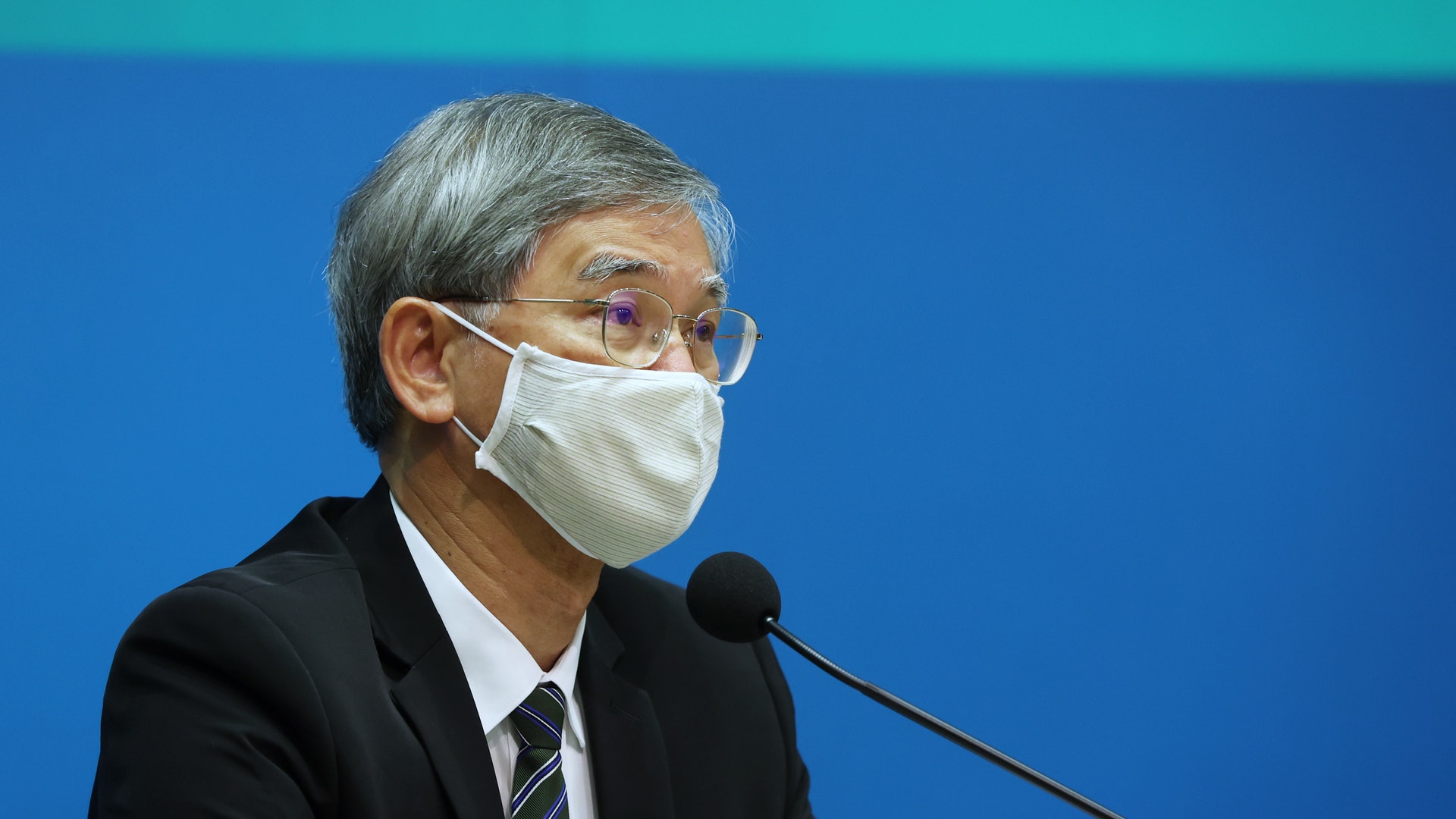 政府擬放寬已打齊針外傭來港工作 羅致光:研如何確認接種真確性 政府擬放寬已打齊針外傭來港工作 羅致光:研如何確認接種真確性