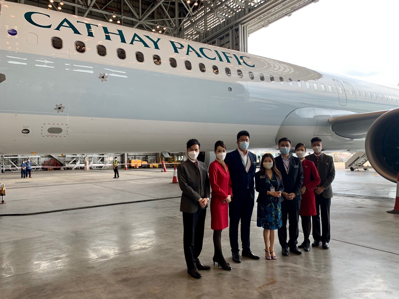 國泰燃油對沖十年首獲勝助中期虧損收窄專家料股價升至呢個位