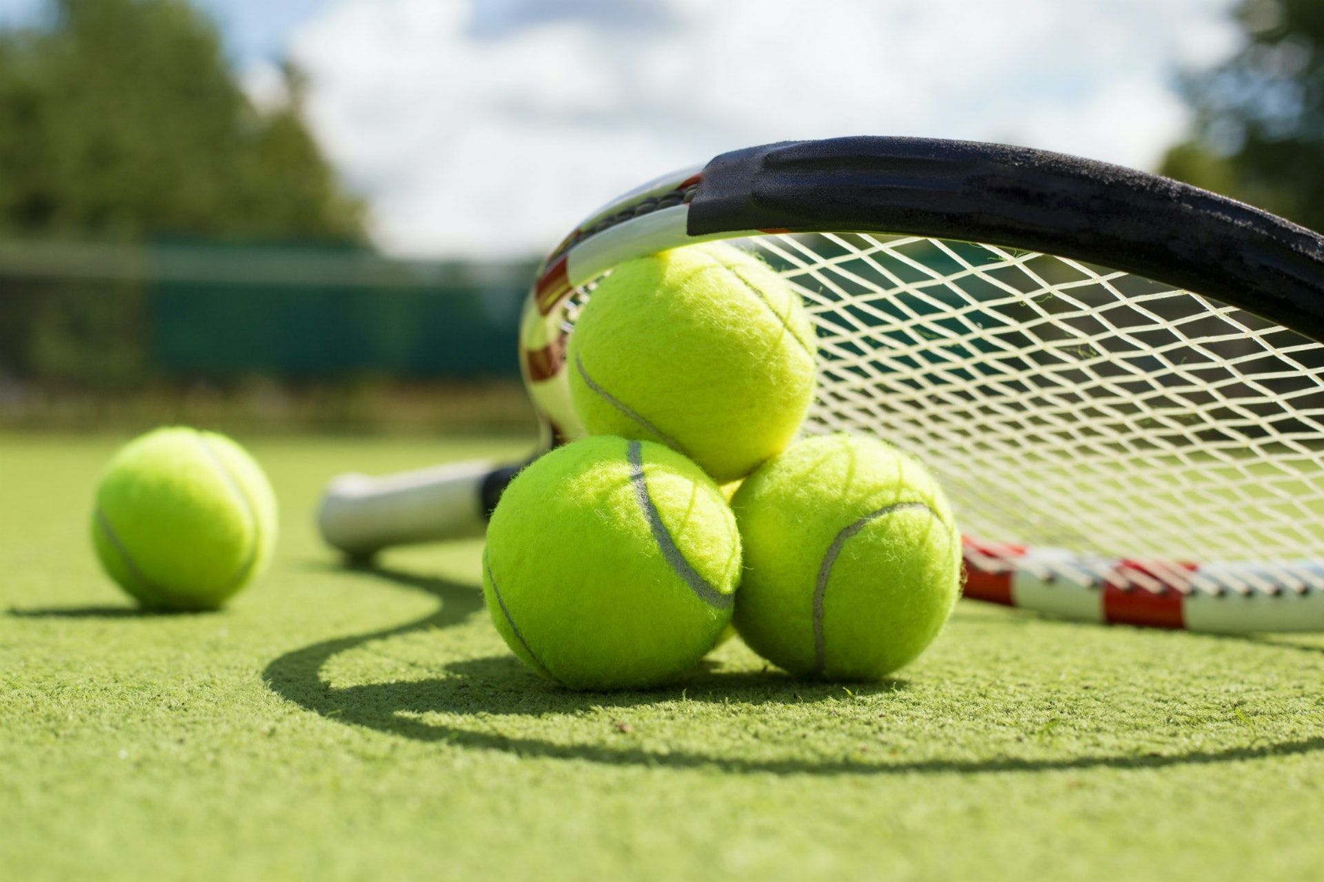 Rachel十分喜歡網球，每星期至少會抽空一天，跟一班固定的朋友打網球。（圖片：Shutterstock）