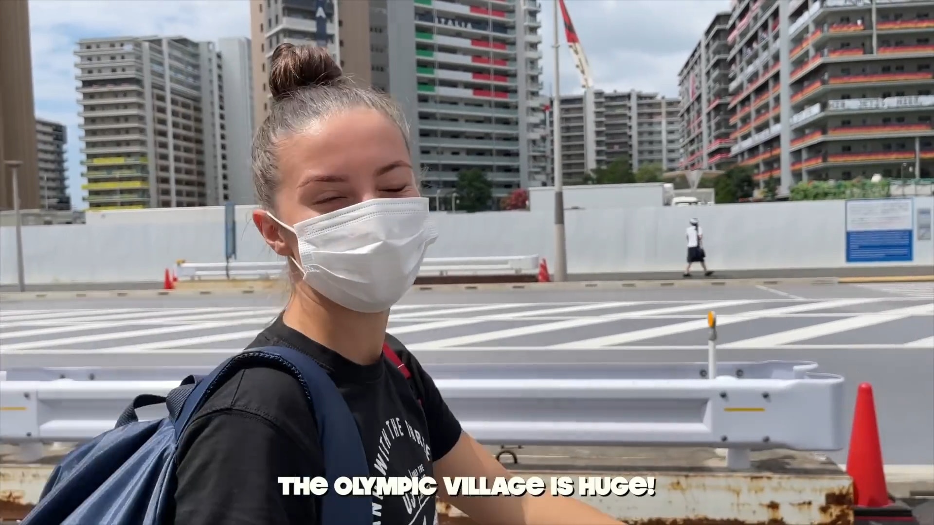 阿塞拜疆空手道選手伊琳娜拍片介紹選手村生活,吸引不少人觀看。(影片截圖:YouTube@Irina Zaretska) 阿塞拜疆空手道選手伊琳娜拍片介紹選手村生活,吸引不少人觀看。(影片截圖:YouTube@Irina Zaretska)