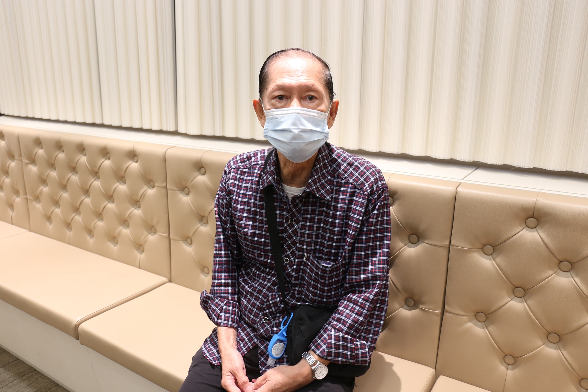 現年80歲崔伯伯決定於8月進行前列腺切除手術,鼓勵有病徵人士及早求醫。(羅敏妍攝) 現年80歲崔伯伯決定於8月進行前列腺切除手術,鼓勵有病徵人士及早求醫。(羅敏妍攝)
