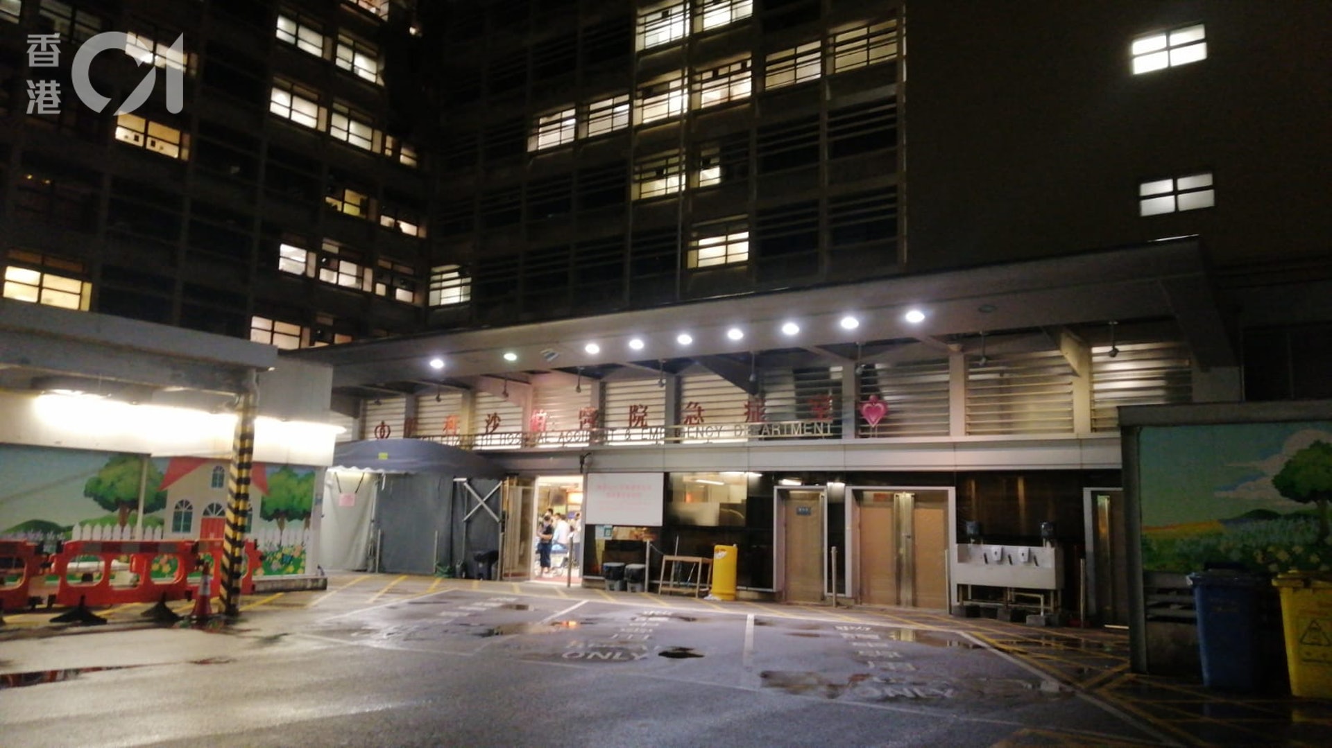 死者李卓文2021年8月15日晚在伊利沙伯醫院墮樓亡,被裁定死於意外。(資料圖片/陳永武攝) 死者李卓文2021年8月15日晚在伊利沙伯醫院墮樓亡,被裁定死於意外。(資料圖片/陳永武攝)