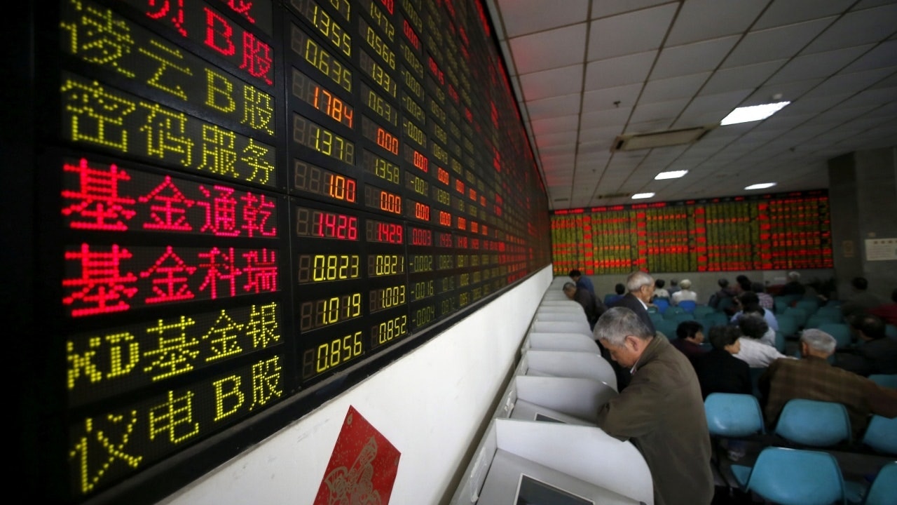 面對全球經濟下挫，不少人都選擇轉型，投身租賃市場及投資市場。（資料圖片）