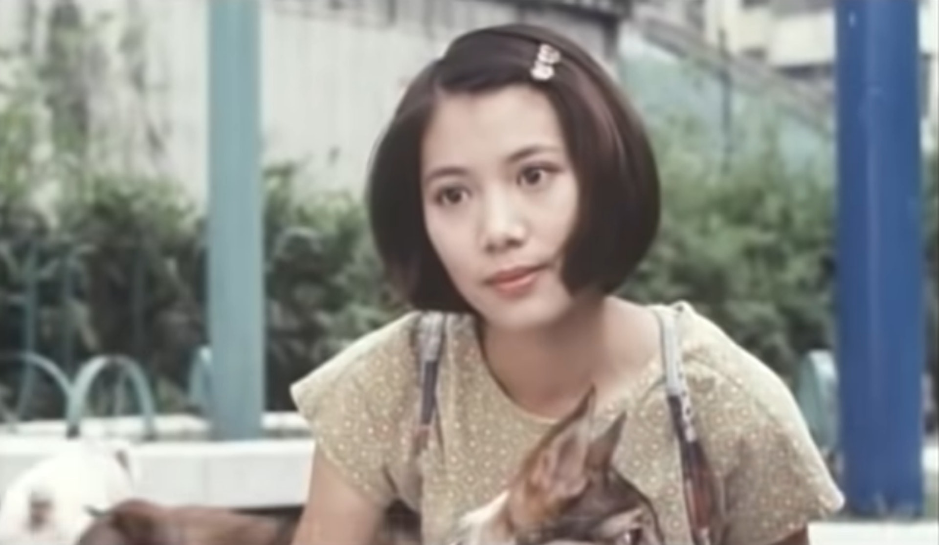 袁詠儀在《新不了情》中的角色。(MV截圖) 袁詠儀在《新不了情》中的角色。(MV截圖)