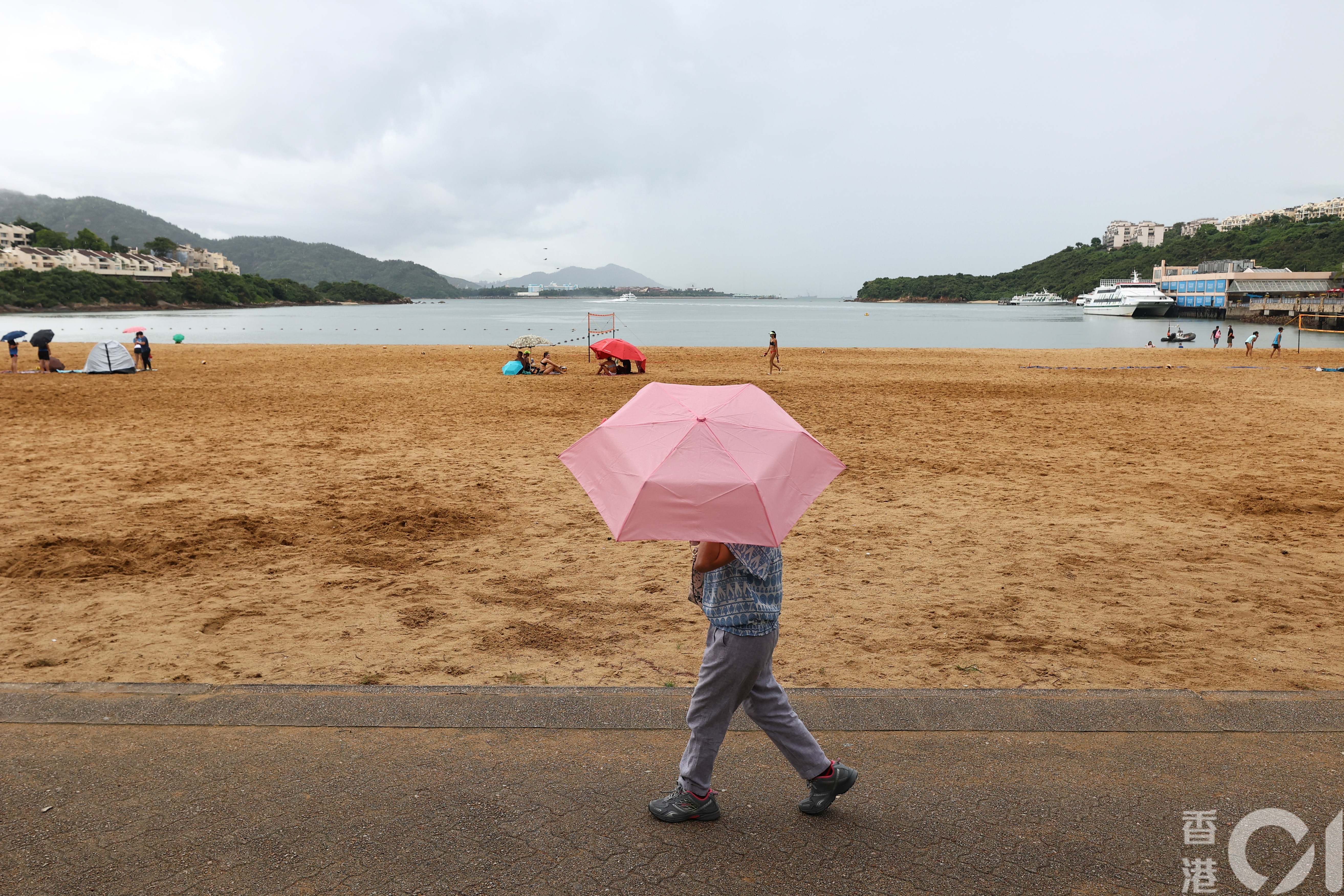 天文台料高空擾動將致9天內日日有驟雨9 1開學日局部地區有雷暴 香港01 天氣