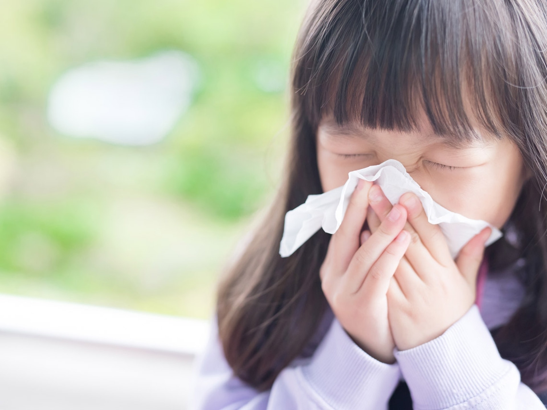 在香港，每4個人就有1個有機會是鼻敏感患者，鼻癢、流鼻水、鼻塞、打噴嚏為常見症狀。（圖片：Shutterstock）