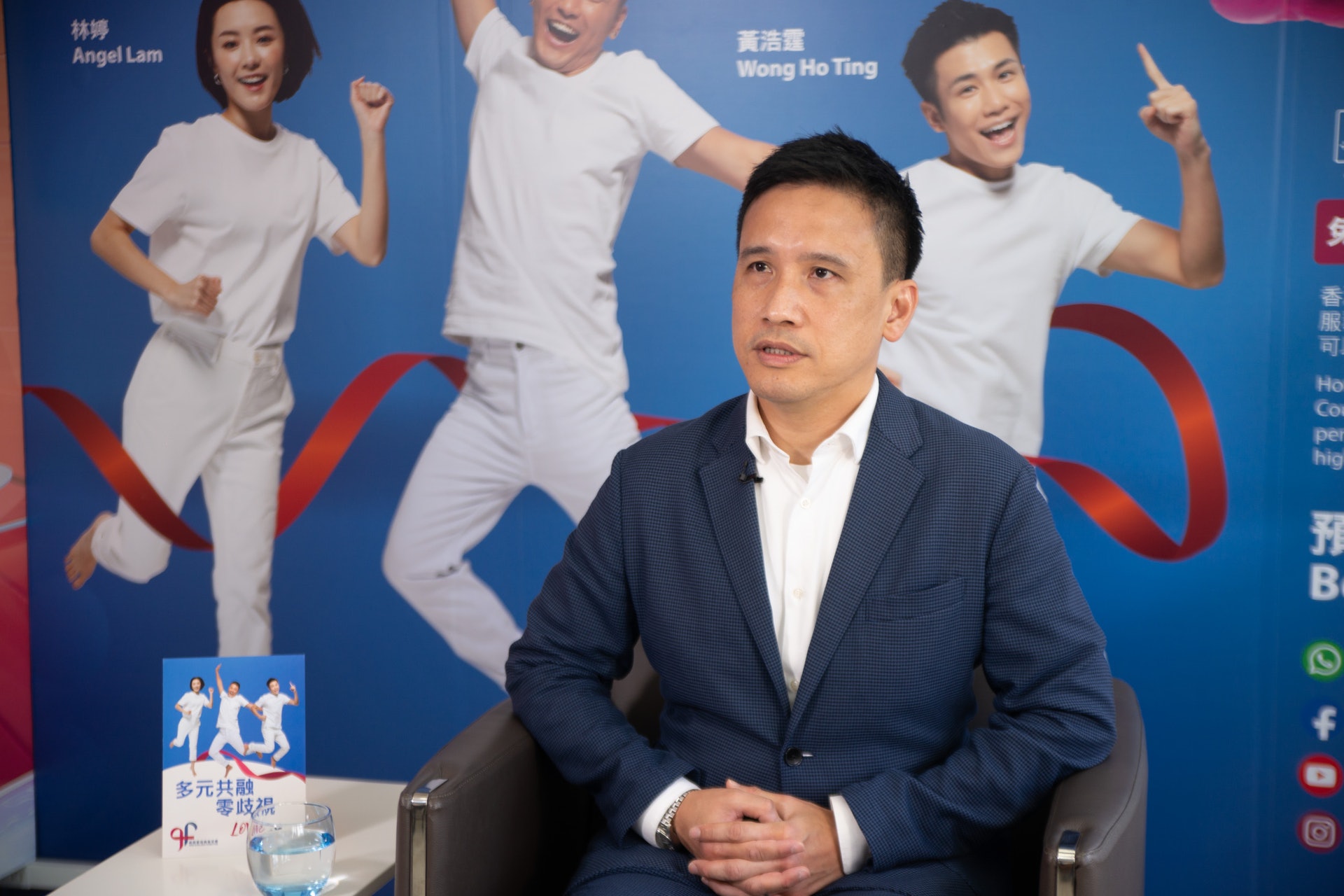 香港愛滋病基金會董事局委員暨感染及傳染病專科醫生林緯遜指,現時有新藥可有效控制愛滋病病毒,一天只須服一次、每次服一粒,加上副作用低,感染者無須過分憂慮。 香港愛滋病基金會董事局委員暨感染及傳染病專科醫生林緯遜指,現時有新藥可有效控制愛滋病病毒,一天只須服一次、每次服一粒,加上副作用低,感染者無須過分憂慮。