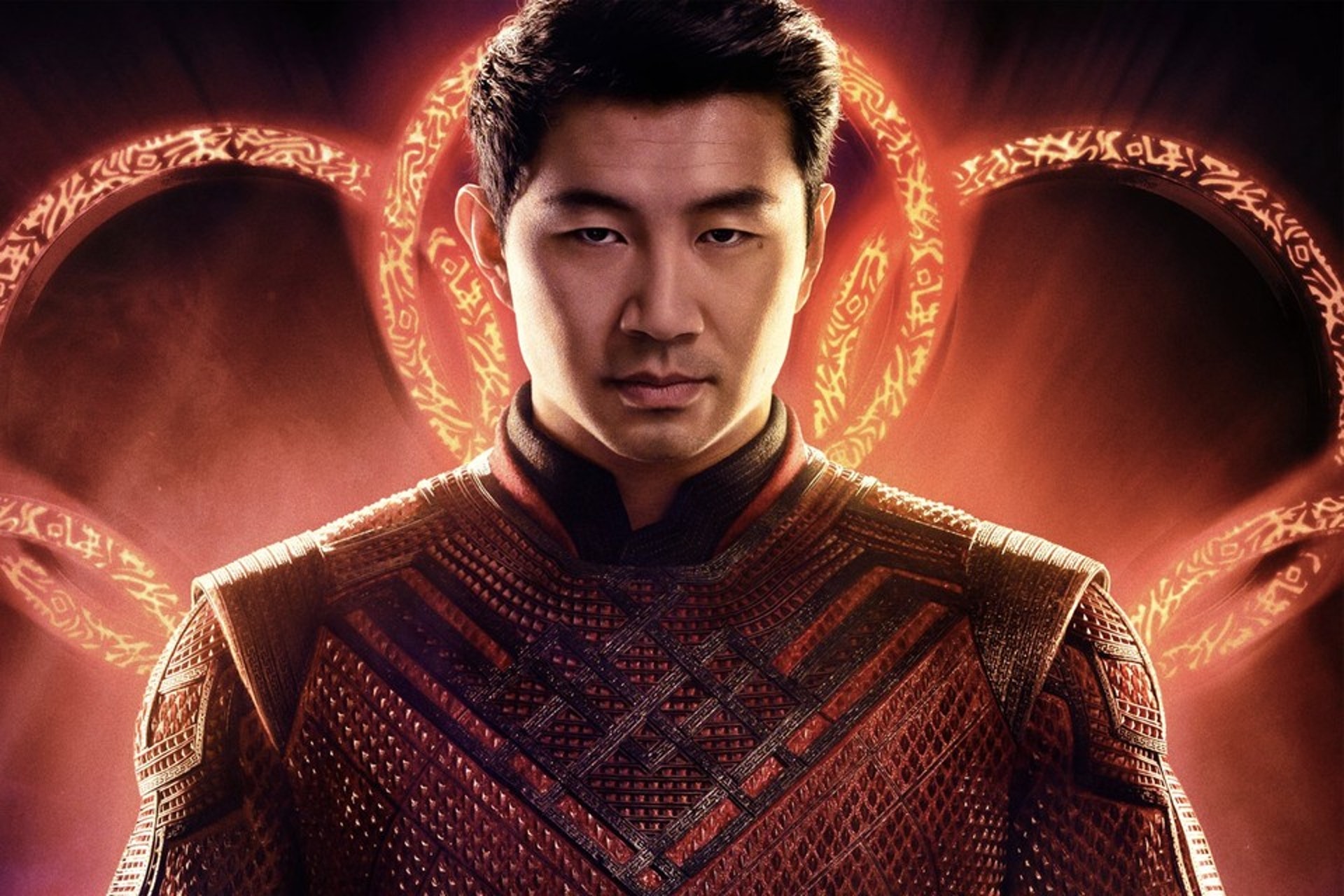 《尚氣與十環幫傳奇》主角劉思慕被指似路人。(電影海報) 《尚氣與十環幫傳奇》主角劉思慕被指似路人。(電影海報)