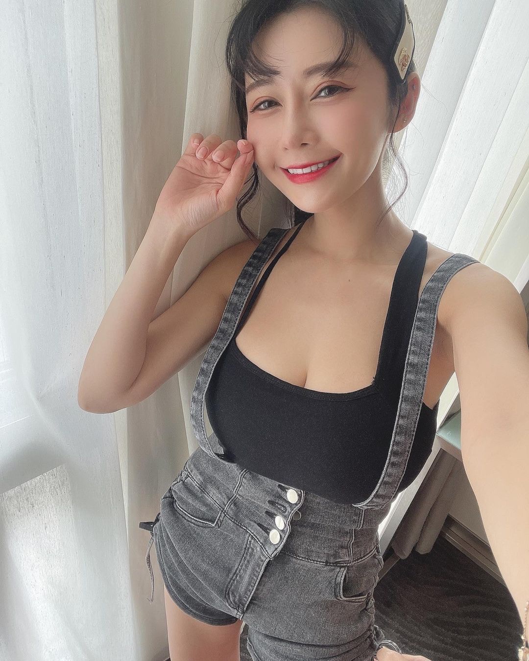 安希（IG@vickybaby61）