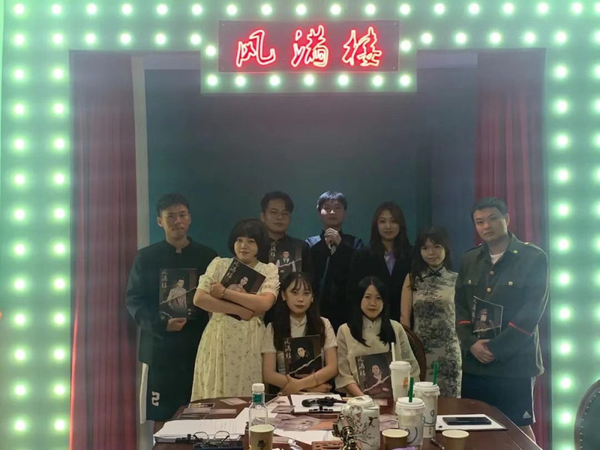 劇本殺成為內地年輕人社交新選擇。(微信@新華每日電訊) 劇本殺成為內地年輕人社交新選擇。(微信@新華每日電訊)