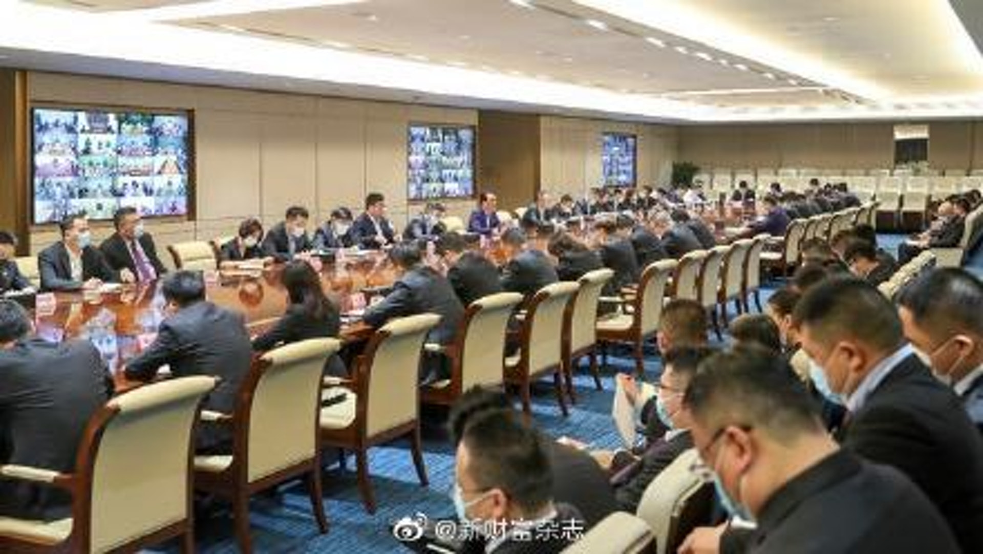 據內地傳媒稱,恒大深夜召開「復工復產保交樓」專題會。(微博圖片) 據內地傳媒稱,恒大深夜召開「復工復產保交樓」專題會。(微博圖片)