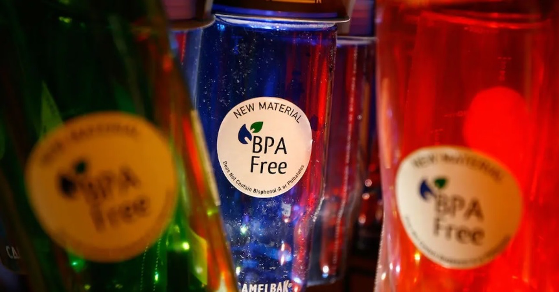 坊間不少水樽標榜BPA-Free。（圖片：Greenmatters）