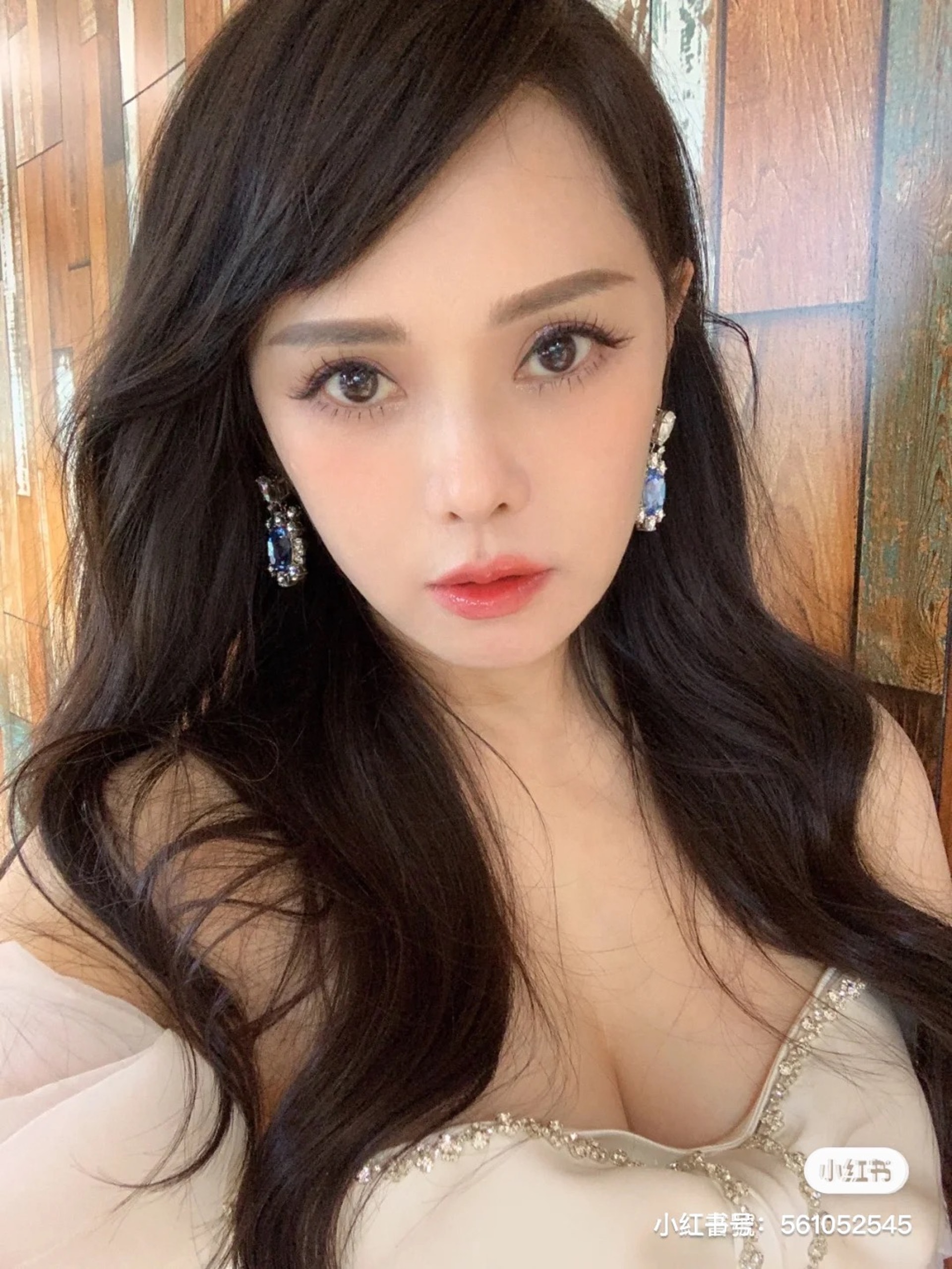 伊能靜最新靚相已經認唔到係佢。(伊能靜小紅書) 伊能靜最新靚相已經認唔到係佢。(伊能靜小紅書)