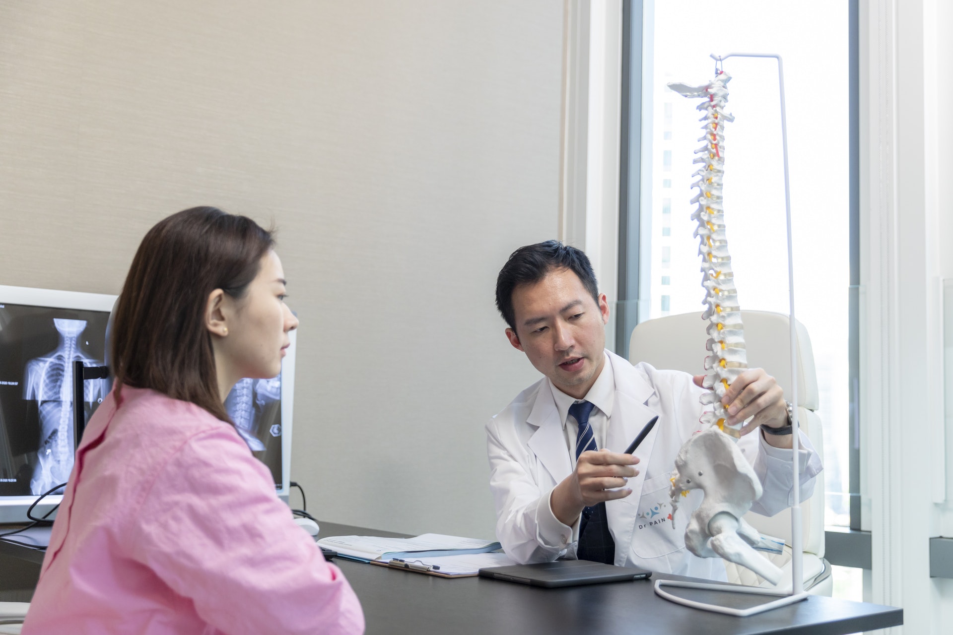 Dr PAIN為疼痛治療專家,提供一站式台式疼痛治療方案。 Dr PAIN為疼痛治療專家,提供一站式台式疼痛治療方案。