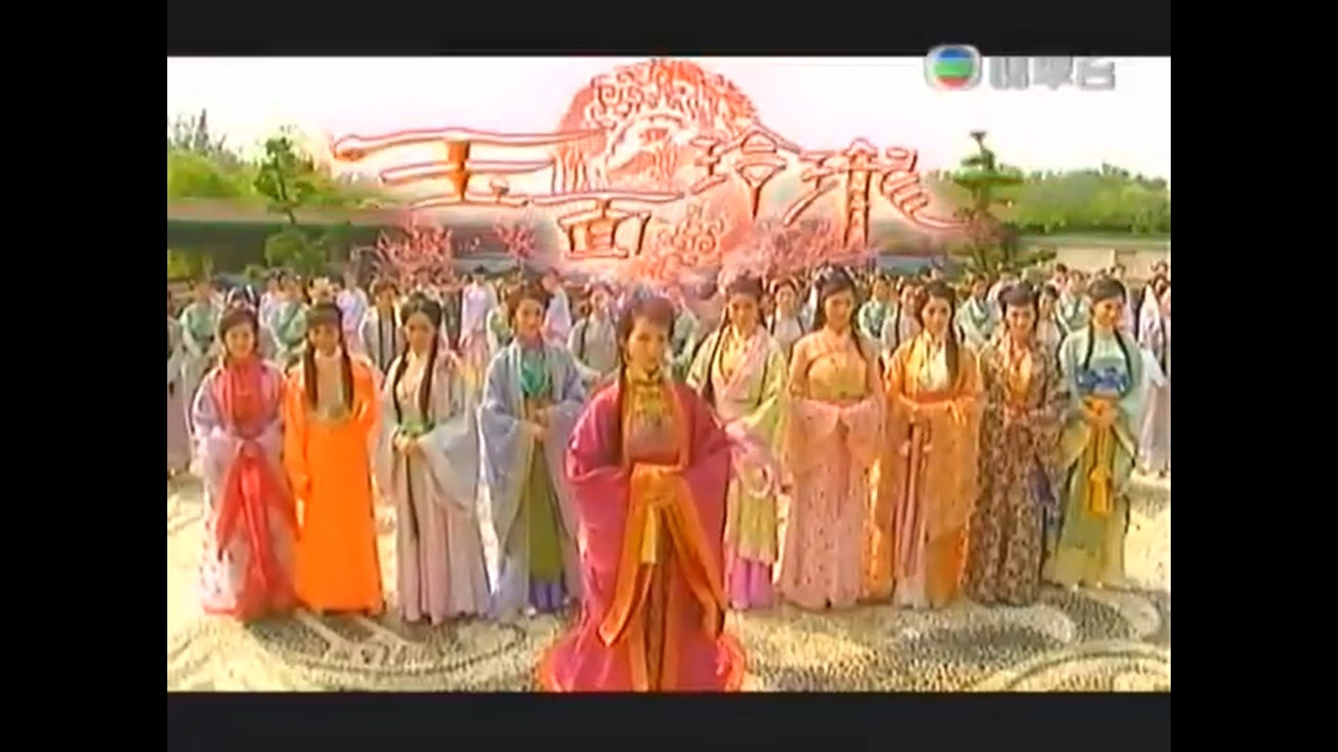 1. 《玉面玲瓏》以《紅樓夢》為題材，蔡少芬飾演的王熙鳳是主角，是一齣權鬥劇。（電視畫面）