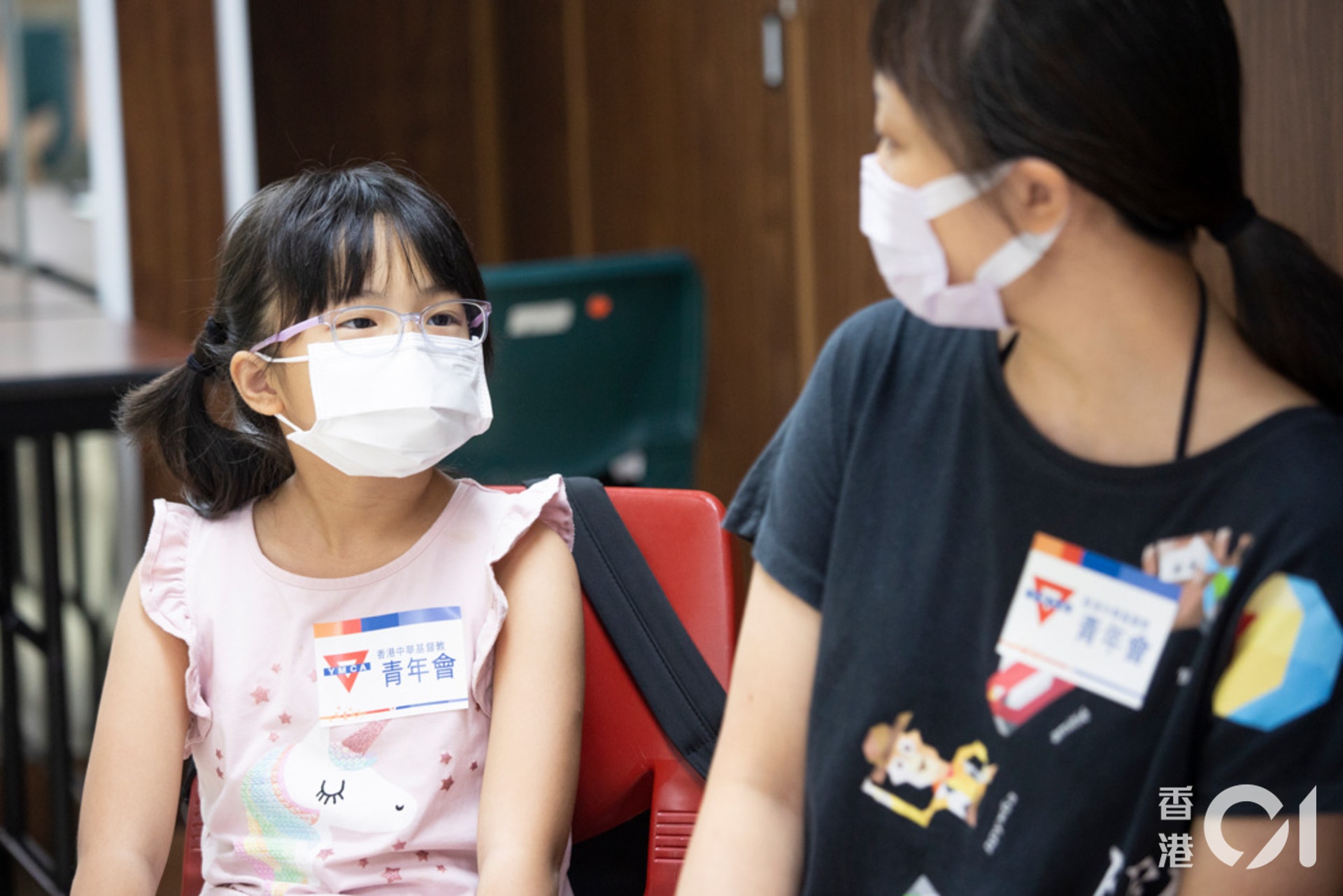 近日劉太與孩子於「YM Volunteer」義工獎勵計劃中成為獲獎義工。(黃寶瑩攝) 近日劉太與孩子於「YM Volunteer」義工獎勵計劃中成為獲獎義工。(黃寶瑩攝)