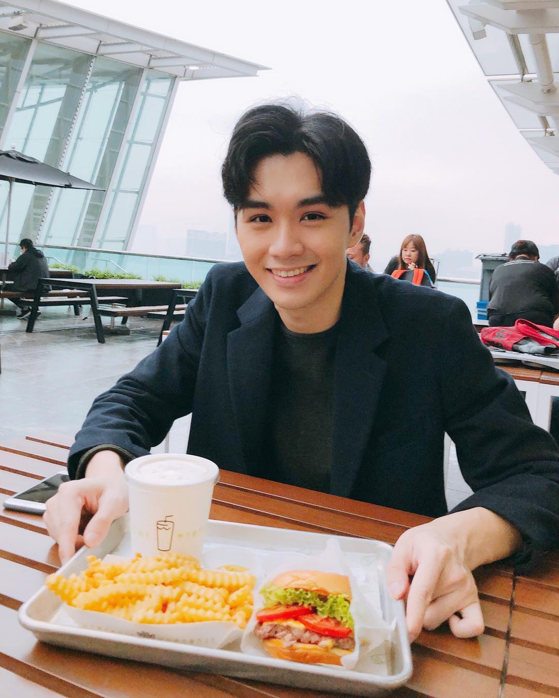 陽光!(IG@stupidjames) 陽光!(IG@stupidjames)