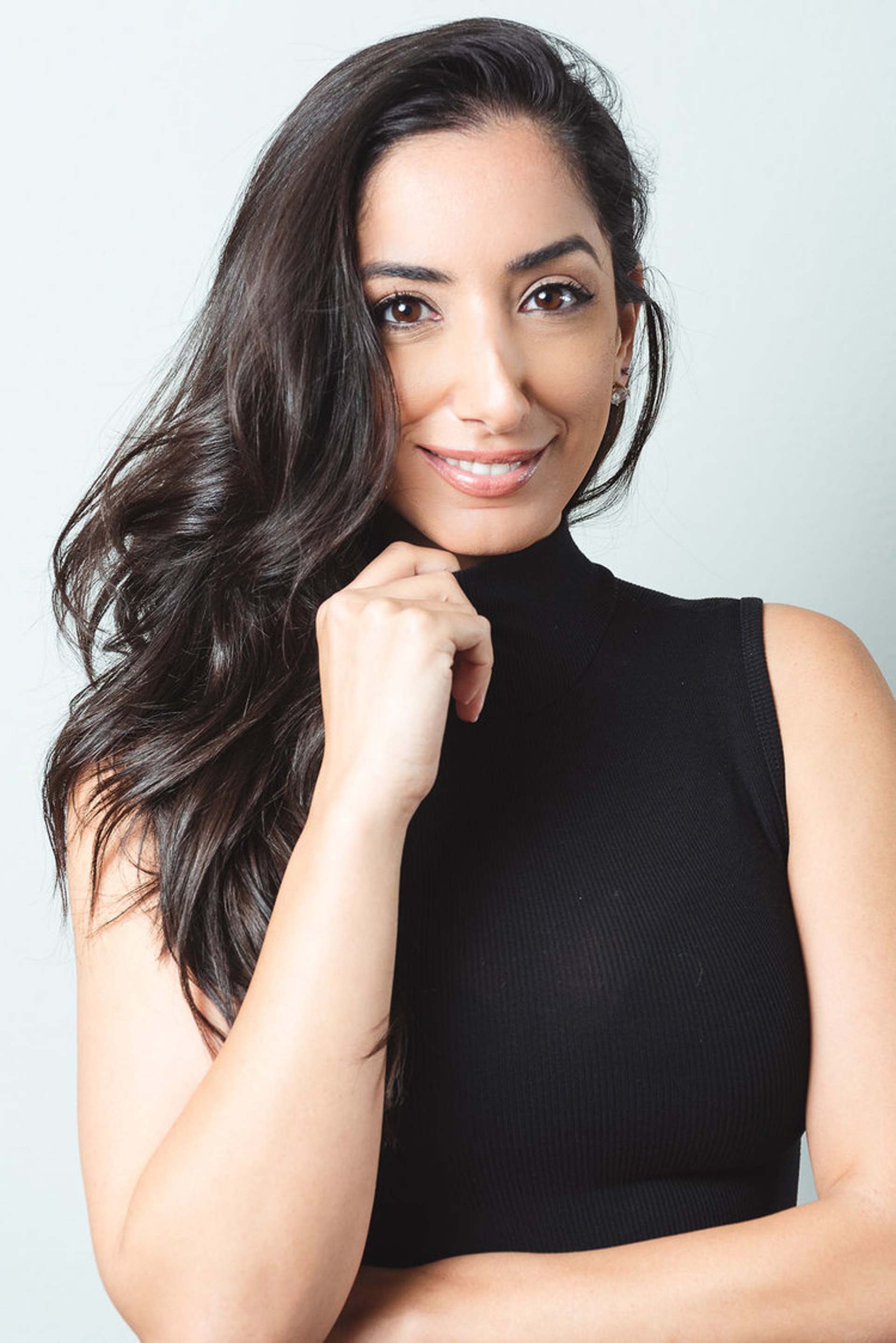 美國一位造型師芭塔莉(Ranya Batal)早前在網上分享,指絕對不可以將牛仔褲放入洗衣機清洗。(ranyabatal.com) 美國一位造型師芭塔莉(Ranya Batal)早前在網上分享,指絕對不可以將牛仔褲放入洗衣機清洗。(ranyabatal.com)