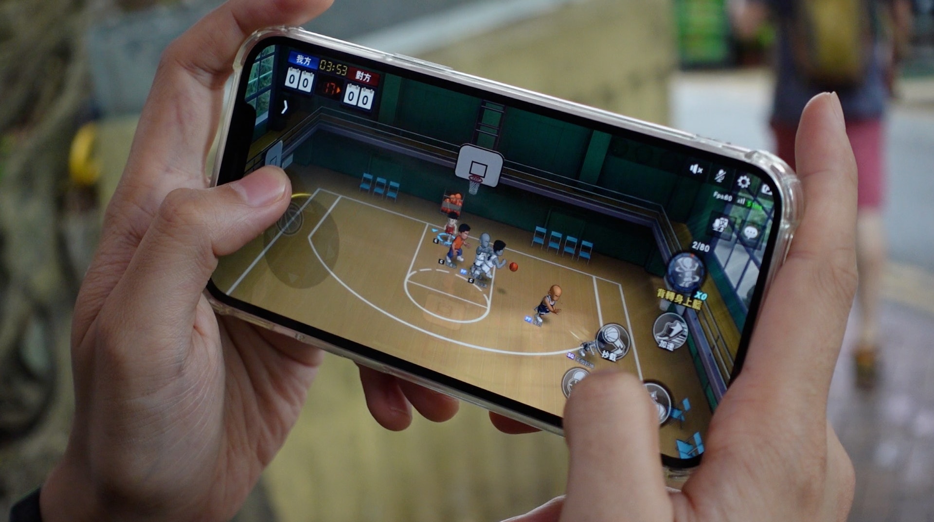 以 SmarTone 5G 網絡進行實時對戰的網絡手機遊戲，基本上沒有延遲，人物走位、射球的動作都可以即時跟上玩家的操作