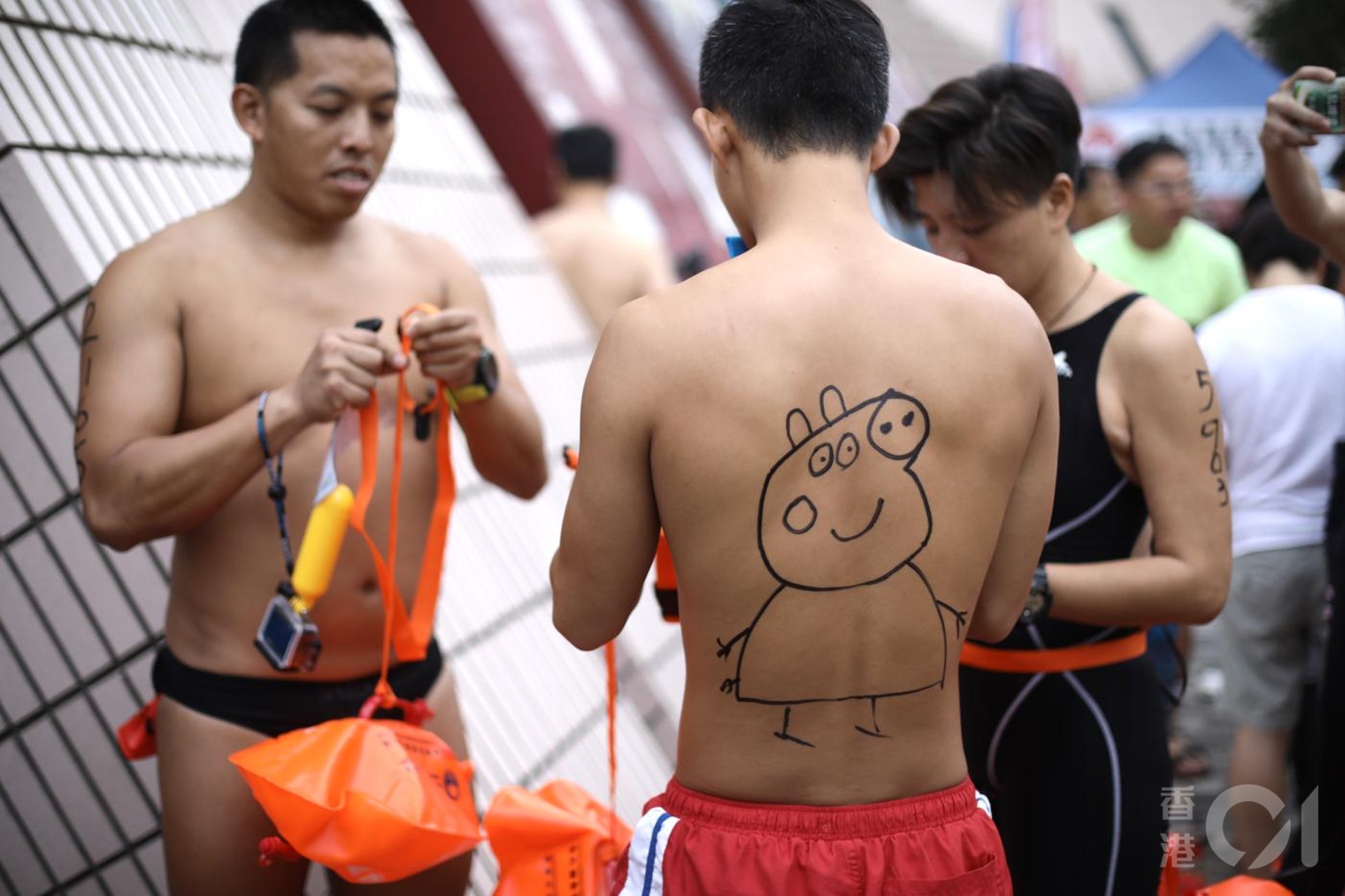 新世界維港泳已停辦兩年,對上一次為2018年10月21日,泳手由尖沙咀游向灣仔會展岸邊。(資料圖片/盧翊銘攝) 新世界維港泳已停辦兩年,對上一次為2018年10月21日,泳手由尖沙咀游向灣仔會展岸邊。(資料圖片/盧翊銘攝)
