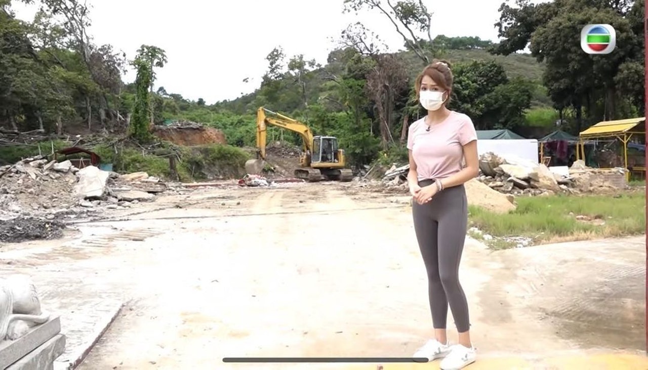《東張》外景不時都會遇上好多突發事件,但梁敏巧就表示冇有怕,仲話覺得好有挑戰性好好玩。(ig圖片) 《東張》外景不時都會遇上好多突發事件,但梁敏巧就表示冇有怕,仲話覺得好有挑戰性好好玩。(ig圖片)