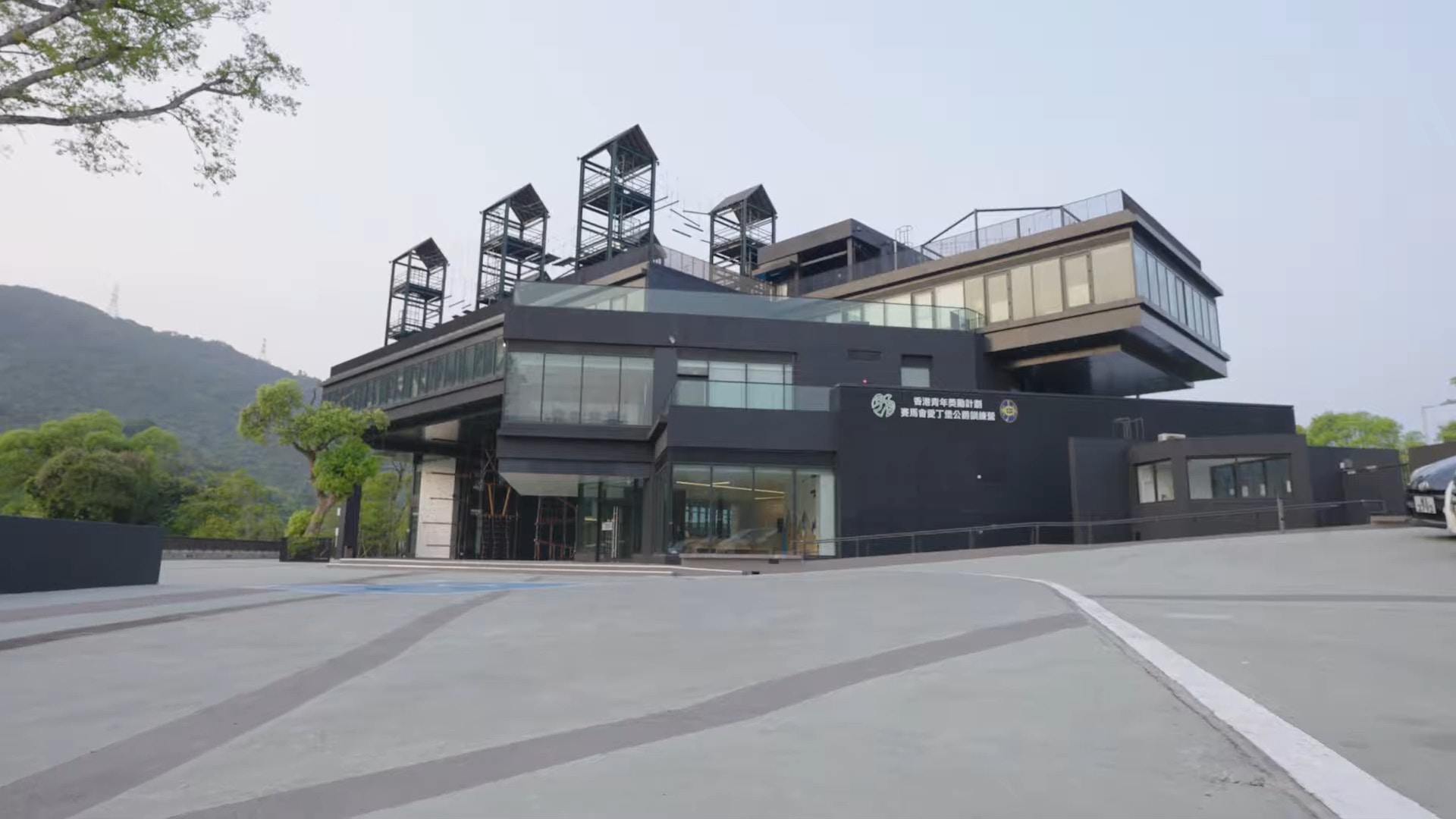 （圖片來源：香港青年獎勵計劃官方網站）