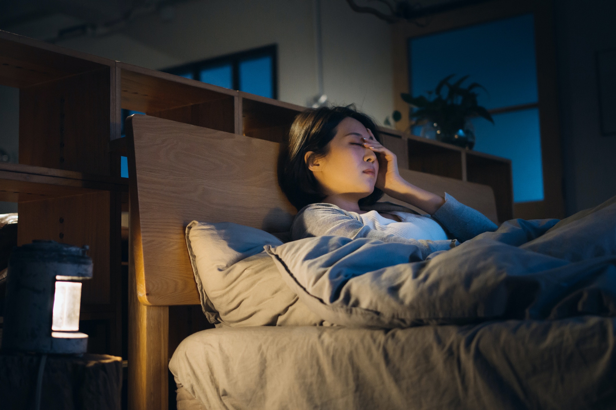 凌晨3、4點忽然醒來　甚至在思考煩惱事？　專家稱這其實很常見