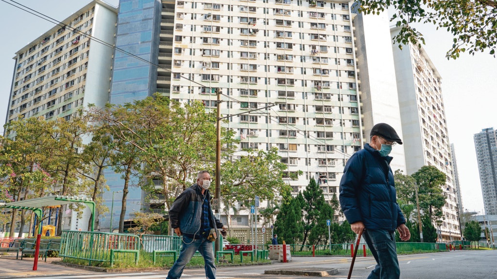 陳帆 料10萬公屋單位5年內落成平均輪候時間有望27年起改善 陳帆 料10萬公屋單位5年內落成平均輪候時間有望27年起改善