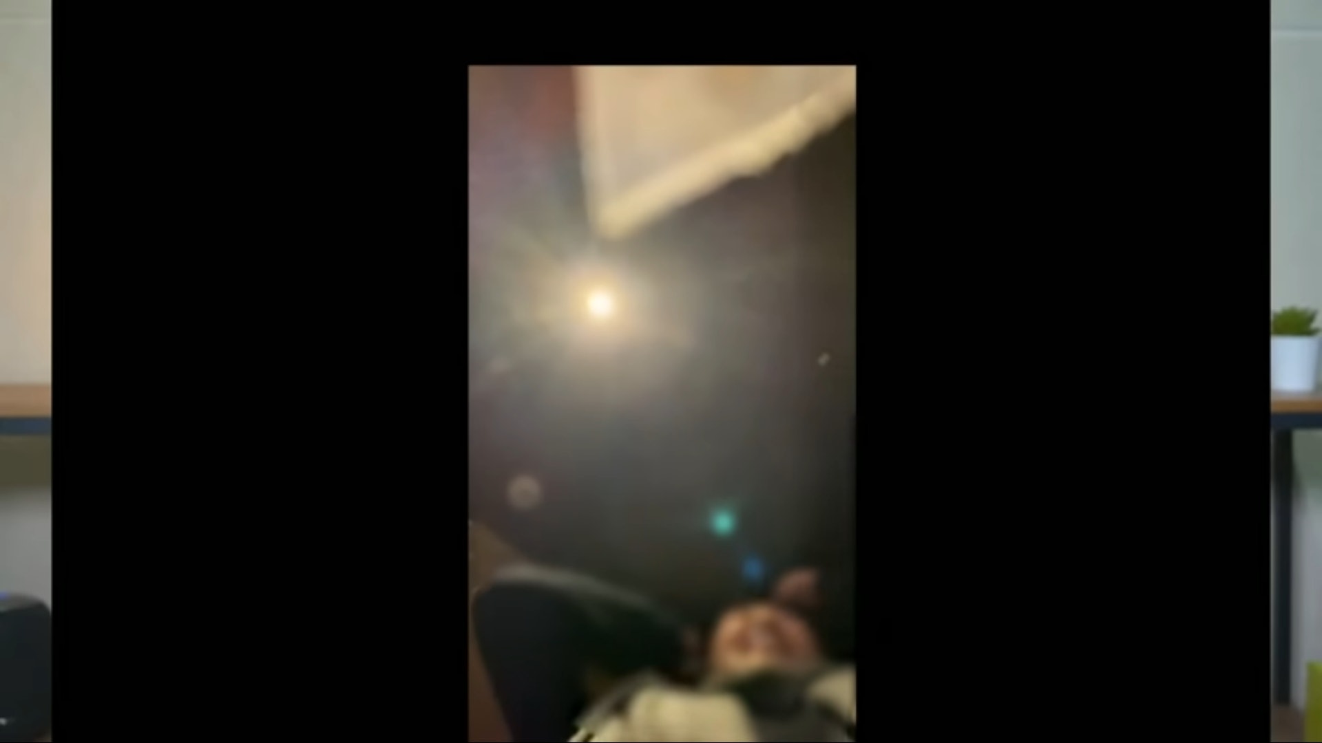金宣虎前女友崔英雅墮胎4個月後夜蒲的影片曝光。(YouTube截圖) 金宣虎前女友崔英雅墮胎4個月後夜蒲的影片曝光。(YouTube截圖)