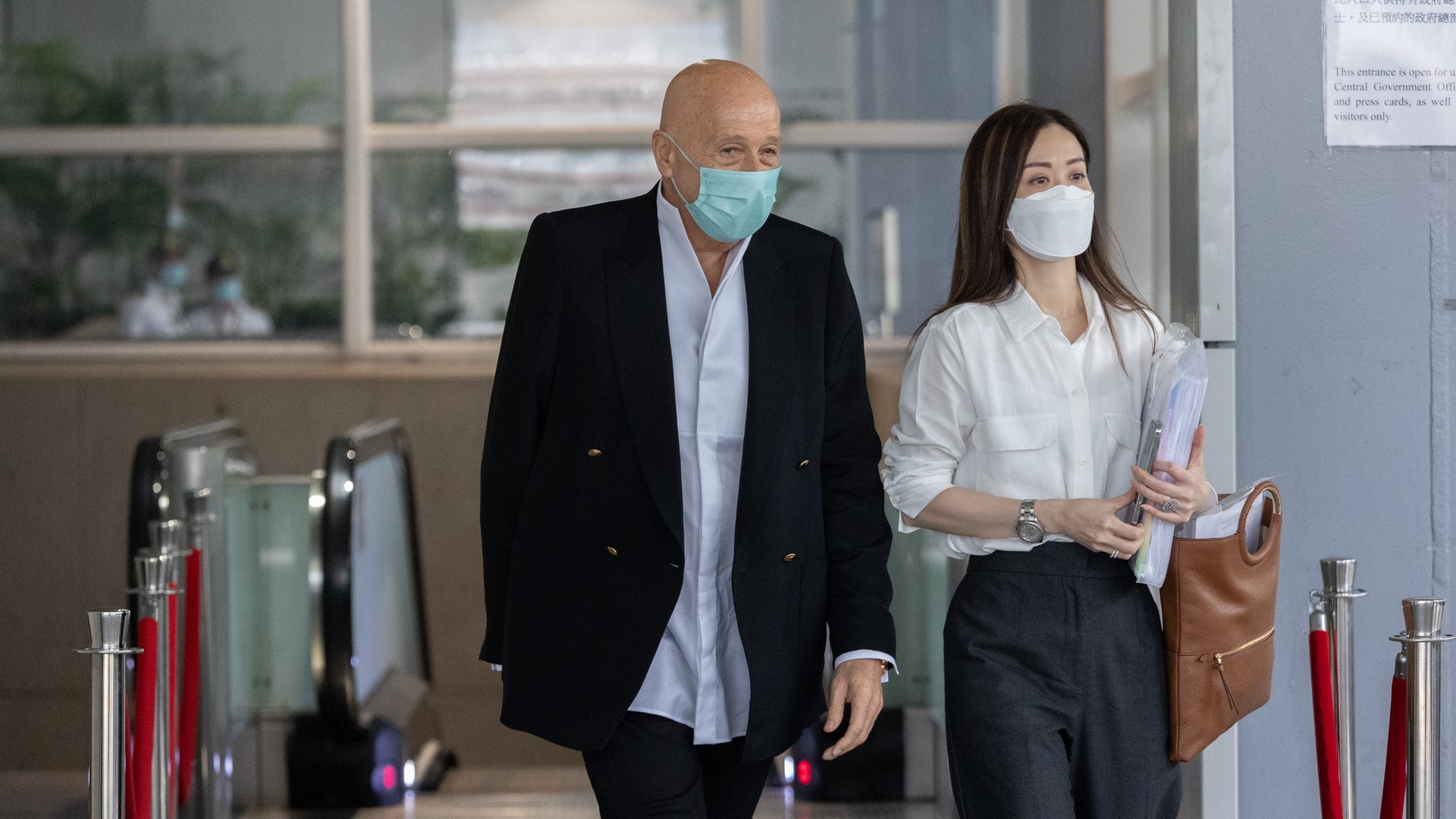 立法會選舉︱盛智文提名者星光熠熠 許榮茂凌友詩提名鳳凰主持 立法會選舉︱盛智文提名者星光熠熠 許榮茂凌友詩提名鳳凰主持