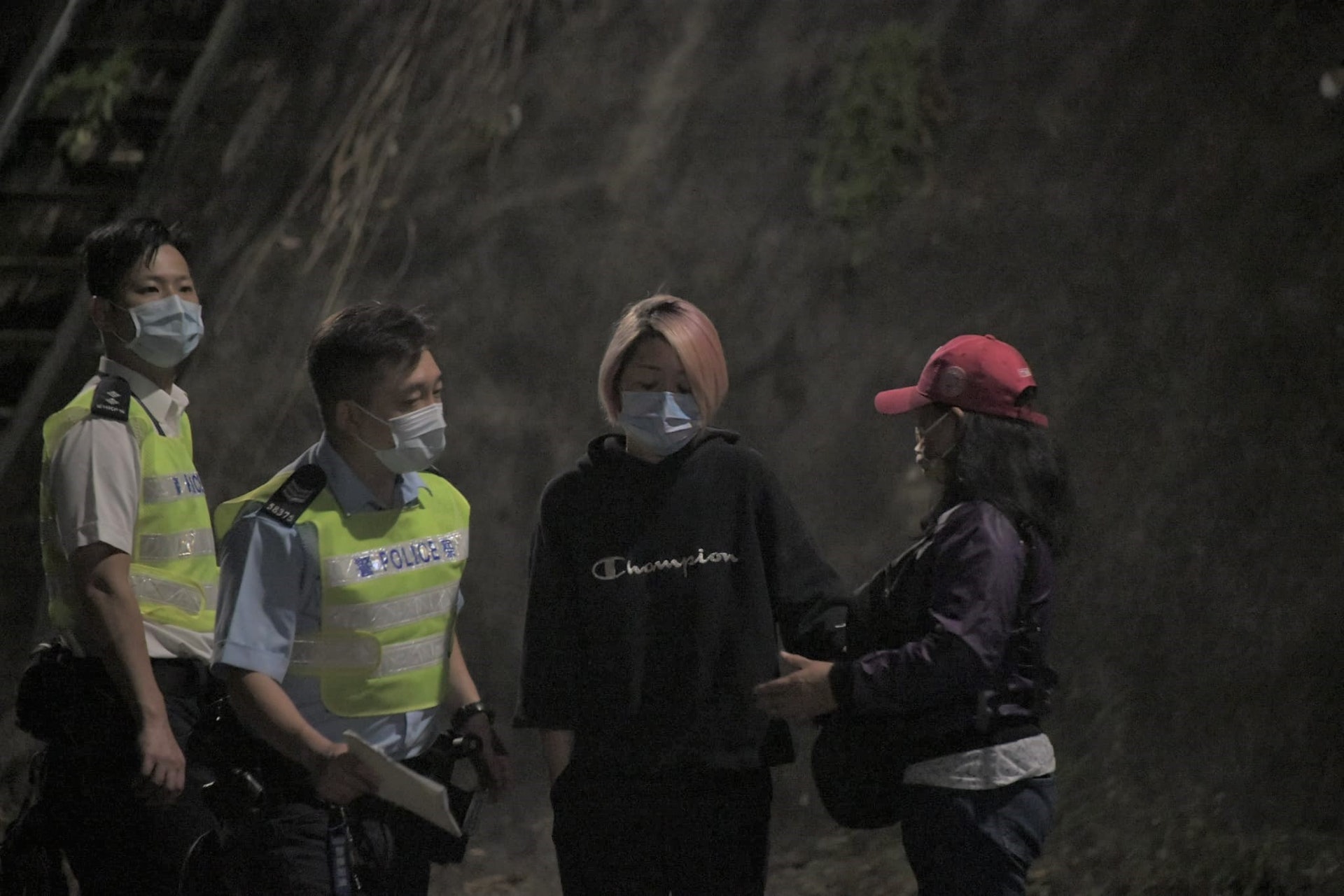 家屬接獲通知到場認屍。