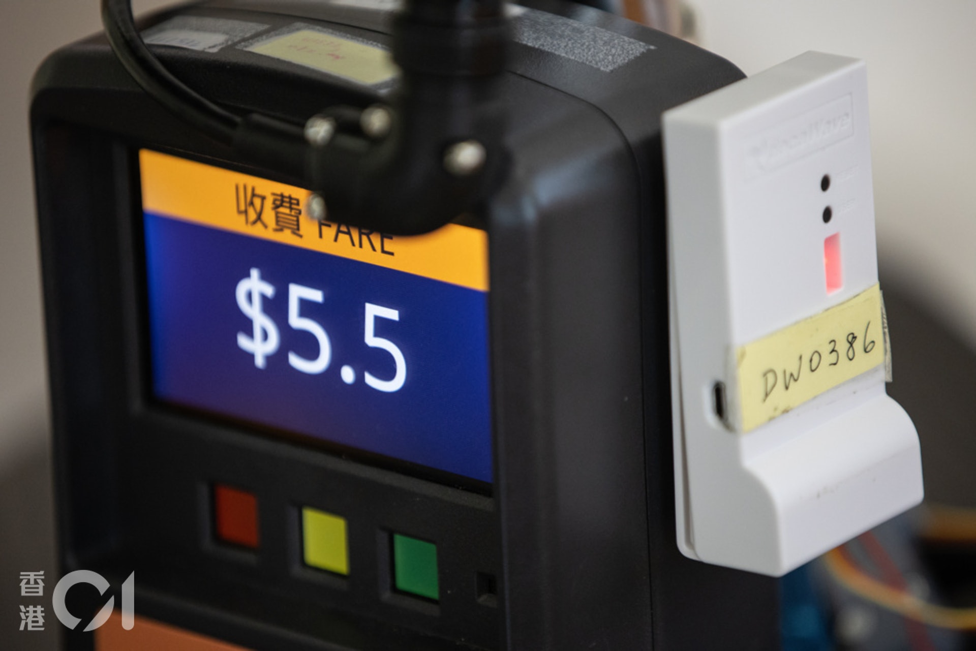 3. 八達通收款機,將如常顯示收費金額及八達通餘額。(羅君豪攝) 3. 八達通收款機,將如常顯示收費金額及八達通餘額。(羅君豪攝)