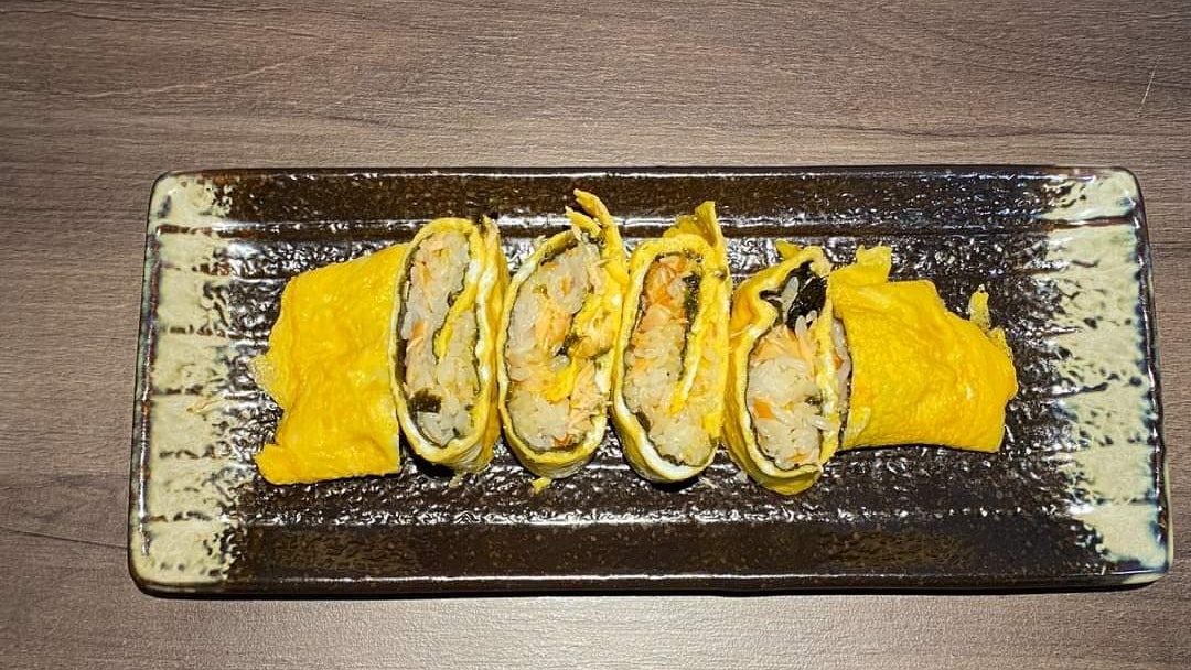 飯糰食譜|滿滿日式定食感覺!三文魚飯卷步驟簡單營養滿分 飯糰食譜|滿滿日式定食感覺!三文魚飯卷步驟簡單營養滿分