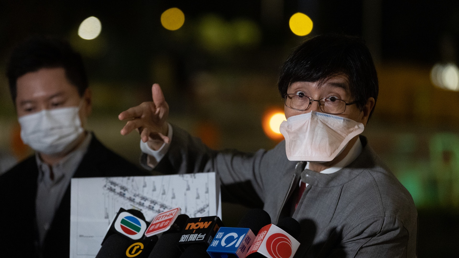 科興疫苗死因|袁國勇指死者本屬高危人士 死因與疫苗關係極微 科興疫苗死因|袁國勇指死者本屬高危人士 死因與疫苗關係極微