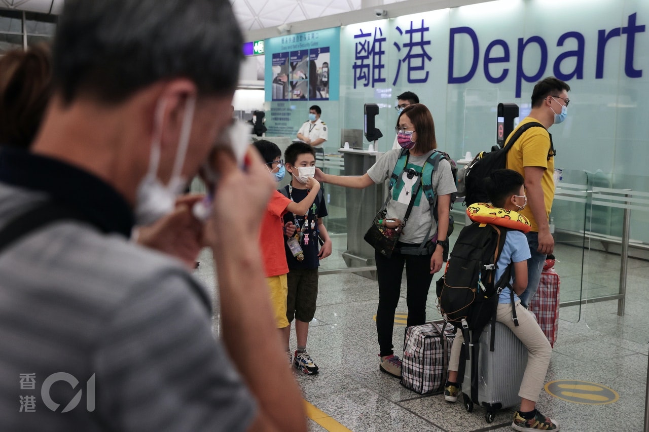 瑞銀發表股樓前瞻　移民潮或累樓價跌5%　港股年底目標27000點