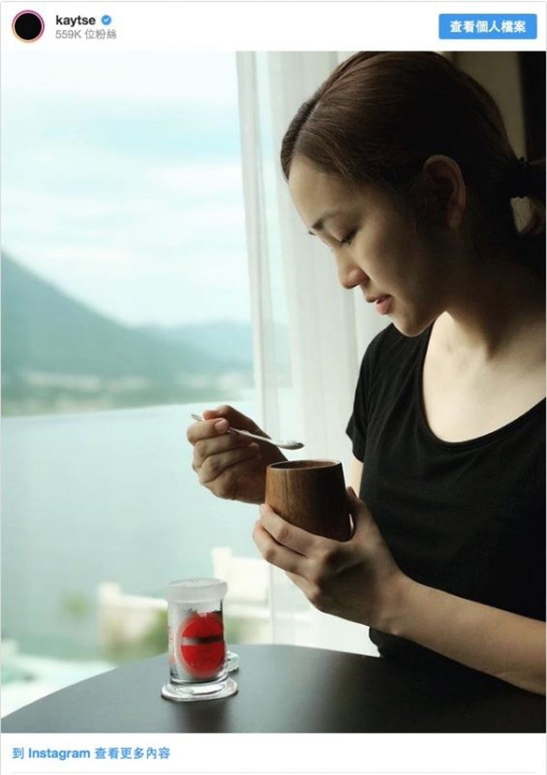 連謝安琪、王敏奕日常都有服用珍珠粉作美肌保養之用 (圖片: Kaytse Instagram) 連謝安琪、王敏奕日常都有服用珍珠粉作美肌保養之用 (圖片: Kaytse Instagram)