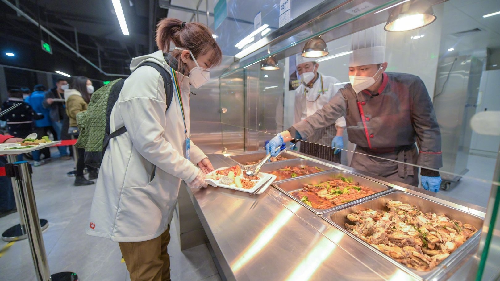 北京冬奧|運動員餐廳提供678道特色菜餚 為何僅設442個座位? 北京冬奧|運動員餐廳提供678道特色菜餚 為何僅設442個座位?