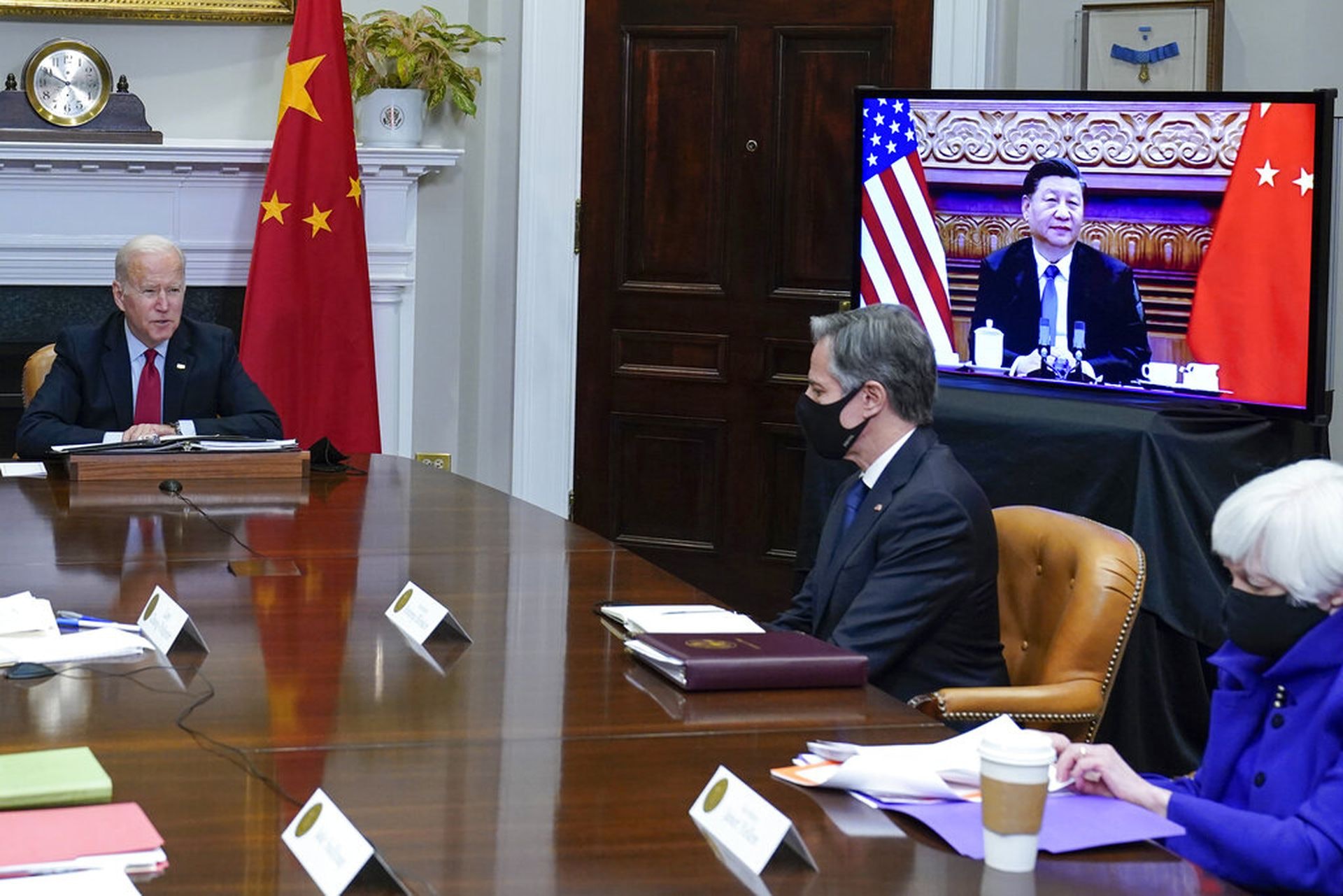 11月16日,中美元首視訊通話三個鐘頭有餘。可以預估,拜登於會議期間向中方知會了如今邀請台灣參加「民主峰會」的安排。(AP) 11月16日,中美元首視訊通話三個鐘頭有餘。可以預估,拜登於會議期間向中方知會了如今邀請台灣參加「民主峰會」的安排。(AP)