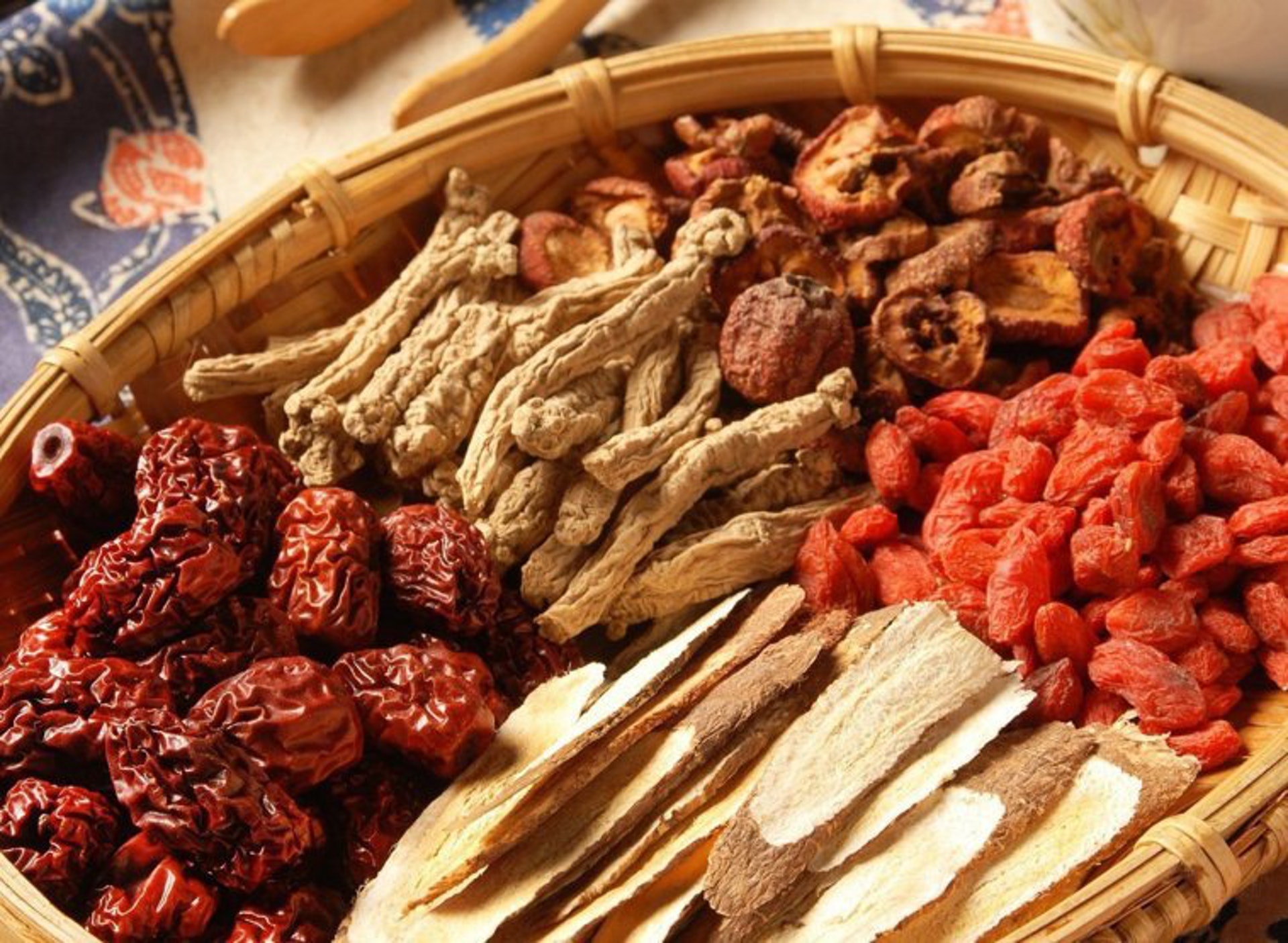 中醫診治三高時會按飲食習慣、體質、病情等因素,調整患者的治療方案和用藥處方。(圖片:123RF) 中醫診治三高時會按飲食習慣、體質、病情等因素,調整患者的治療方案和用藥處方。(圖片:123RF)