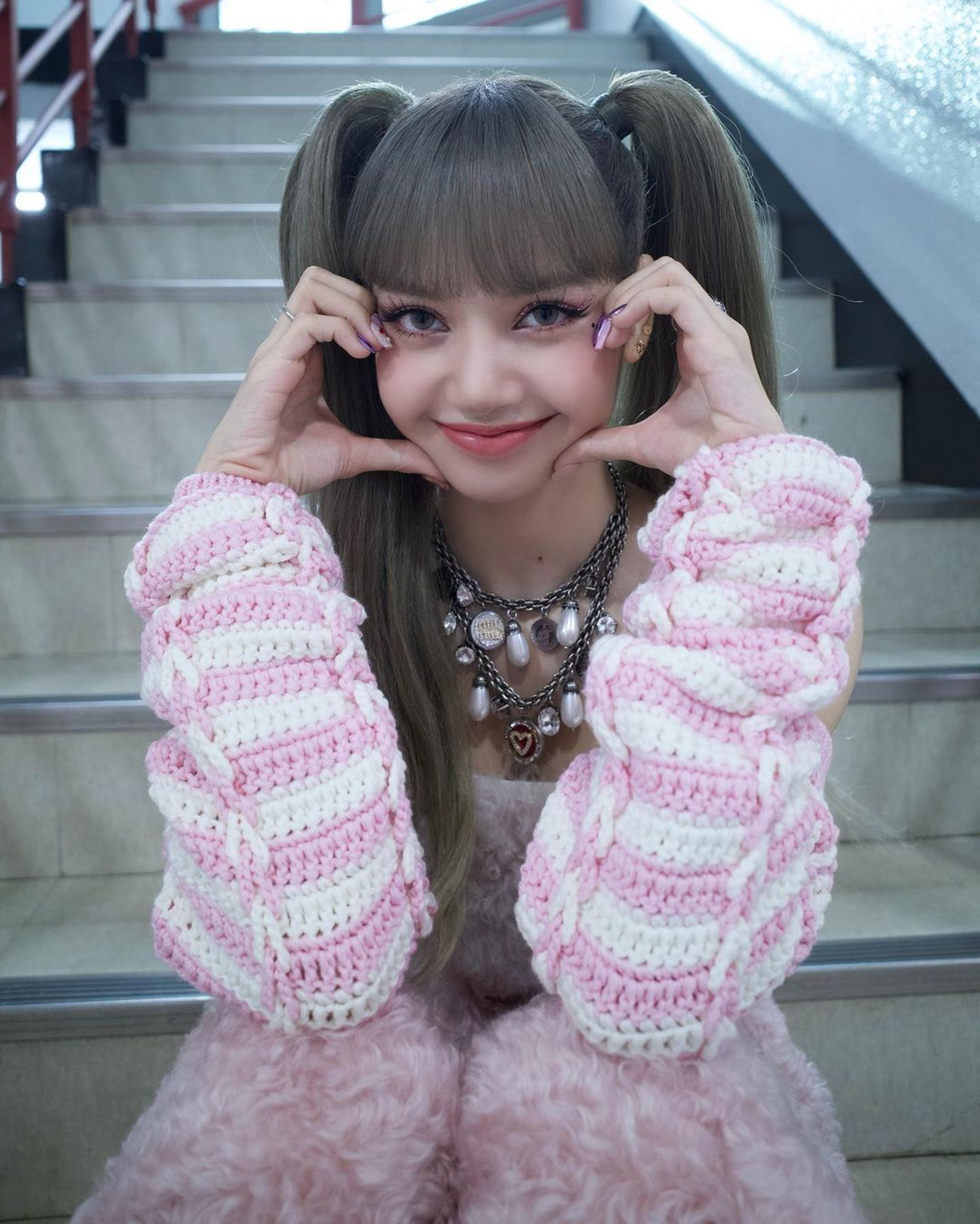 Lisa(Instagram) Lisa(Instagram)