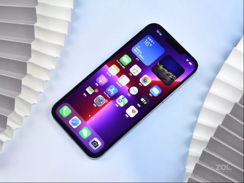 根據消息稱，蘋果今年所計劃生產2.3億部iPhone手機，但是由於零部件短缺的問題，目前距離這一個目標還差大約1500萬部。（中關村在線授權使用）
