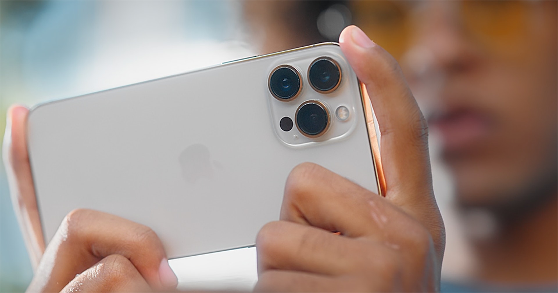 iPhone 13 Pro 系列的微距模式雖好,但自動切換的設定教人頭痛,來到今個版本的更新終於獲得改進(圖 Apple)