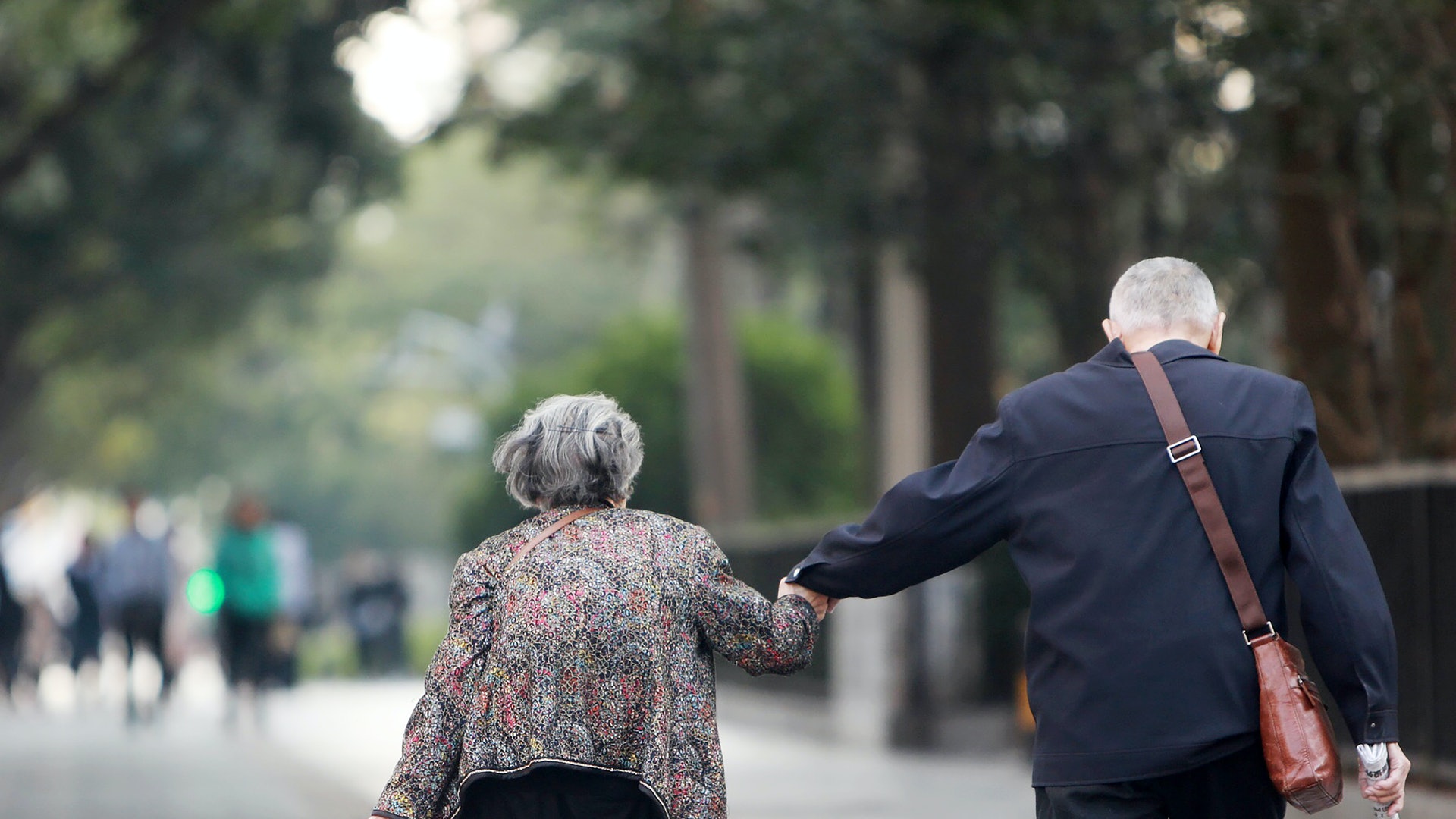 民政部發布2022年數據:中國老年人口超2.8億人 佔總人口近2成 民政部發布2022年數據:中國老年人口超2.8億人 佔總人口近2成