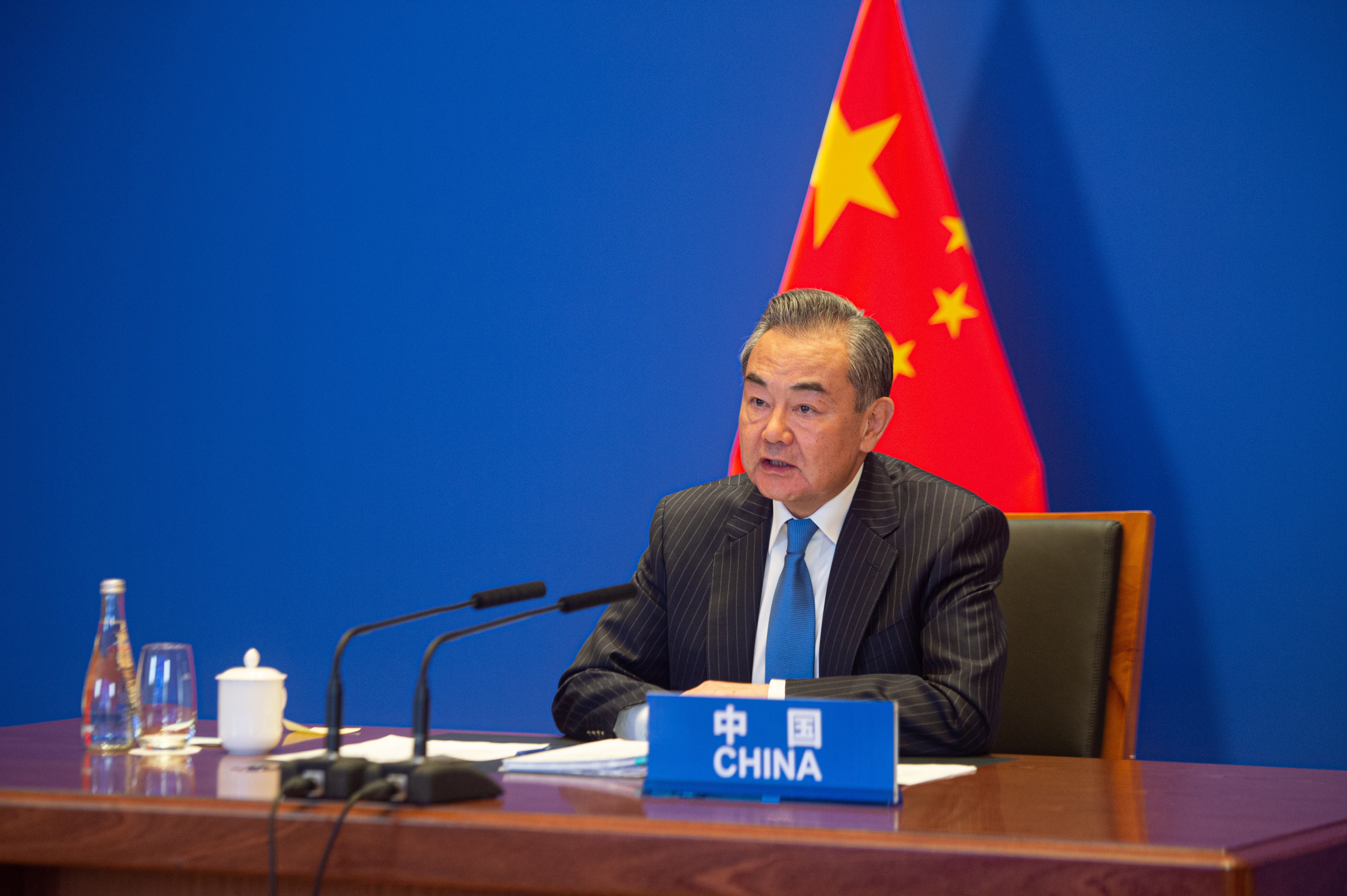 王毅：習近平曾向普京提出儘早與烏克蘭談判
