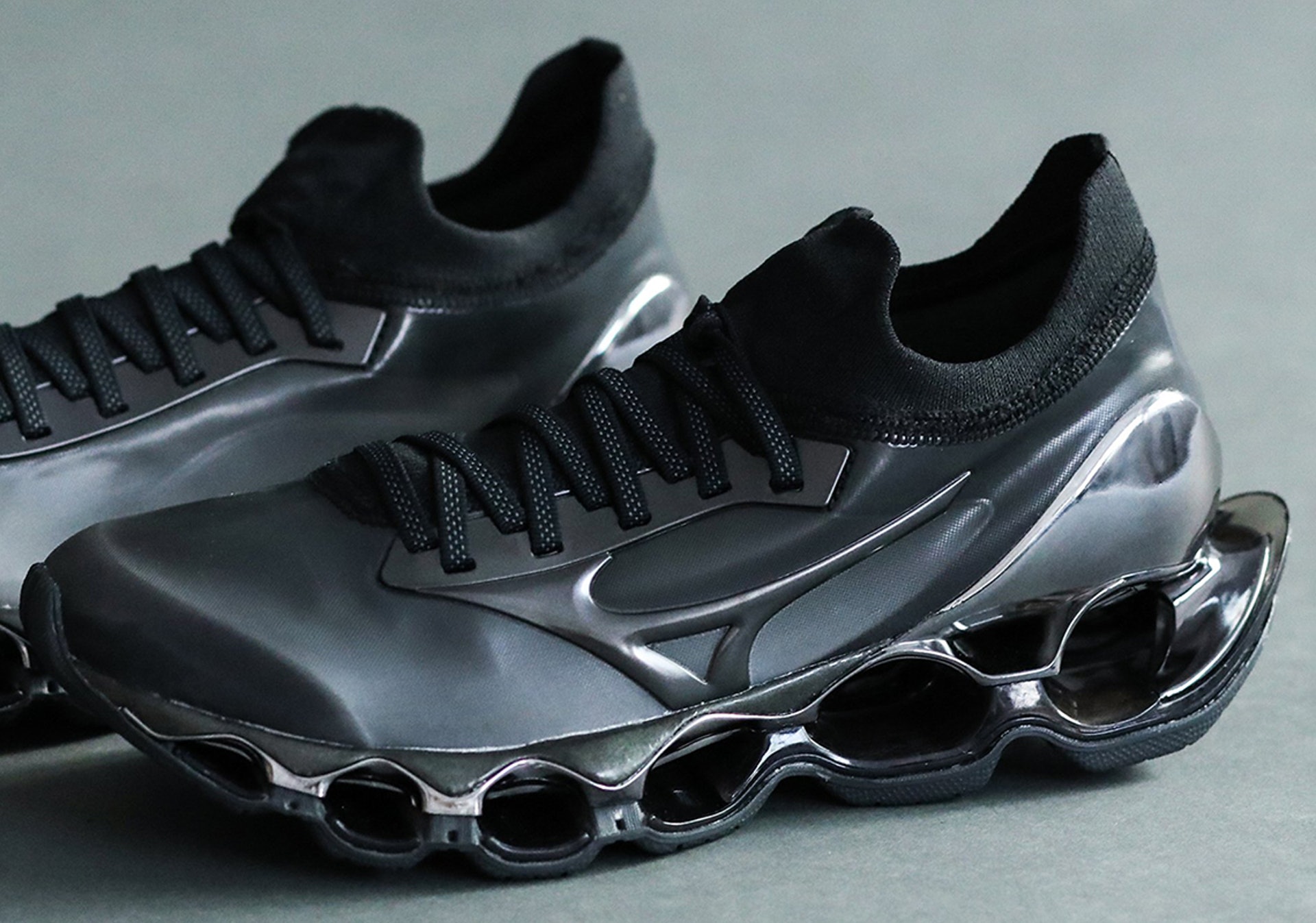 MIZUNO SPORTSTYLE NB Novesta